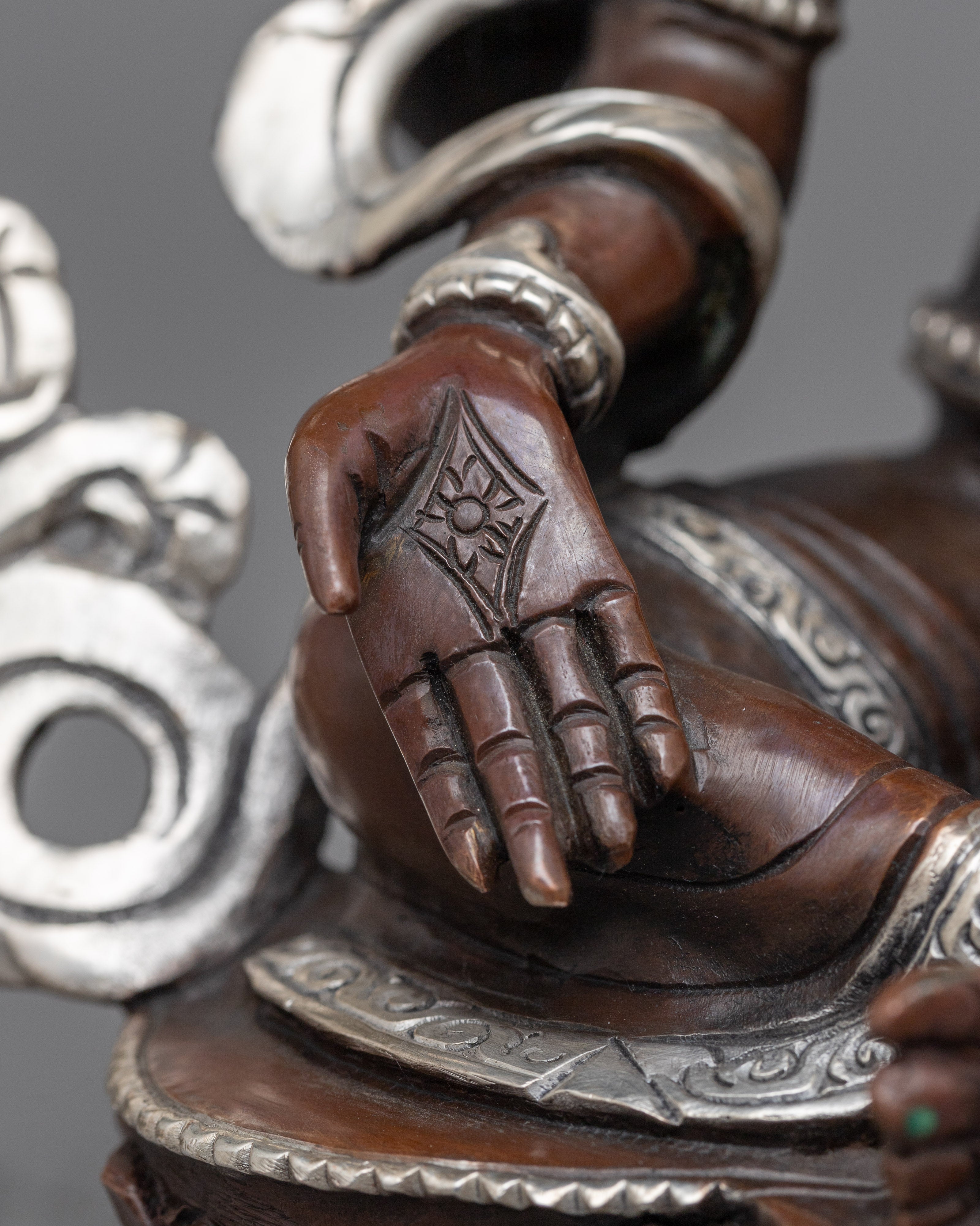 Mata Lakshmi Statue | Invoking Prosperity and Abundance