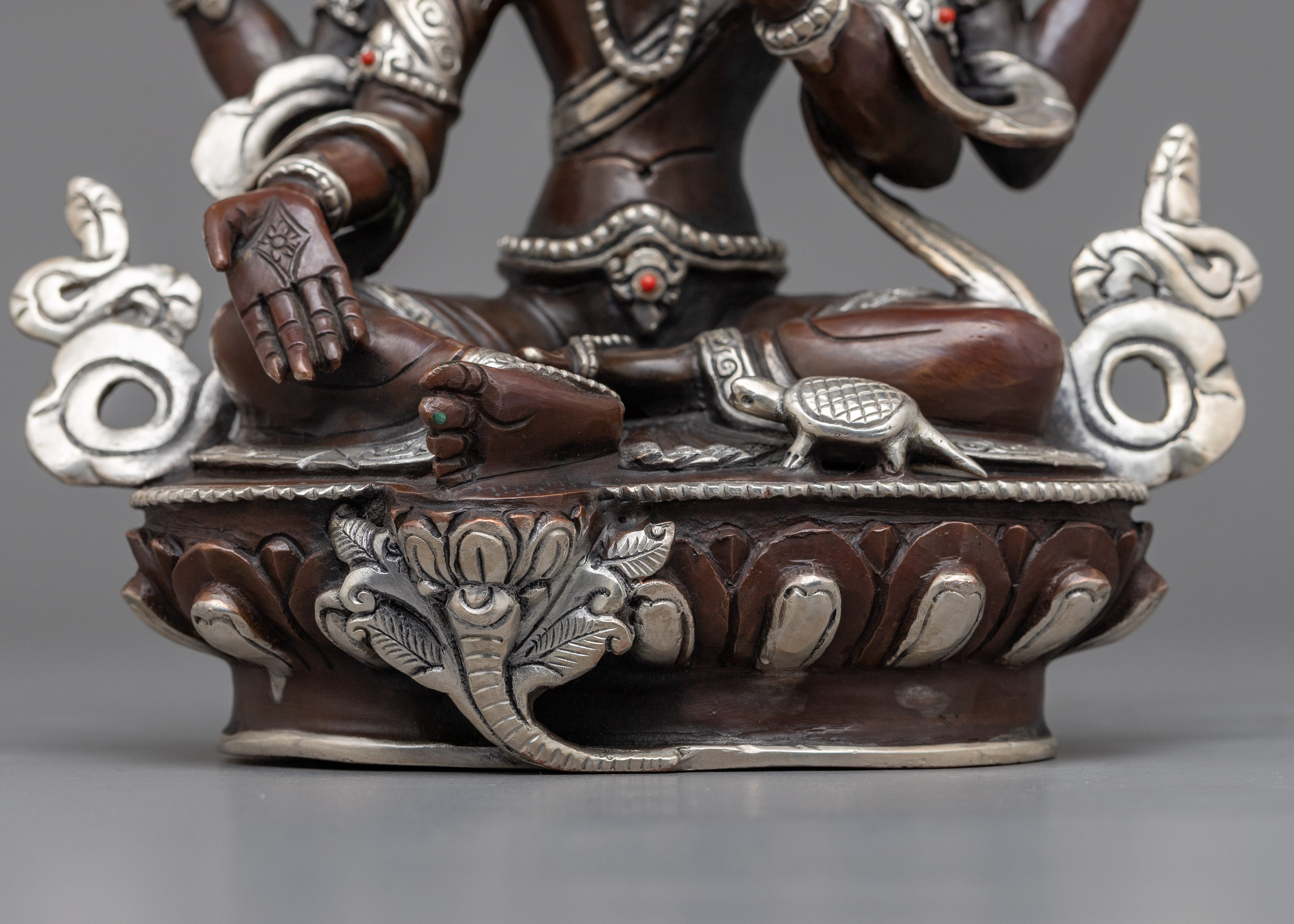 Mata Lakshmi Statue | Invoking Prosperity and Abundance