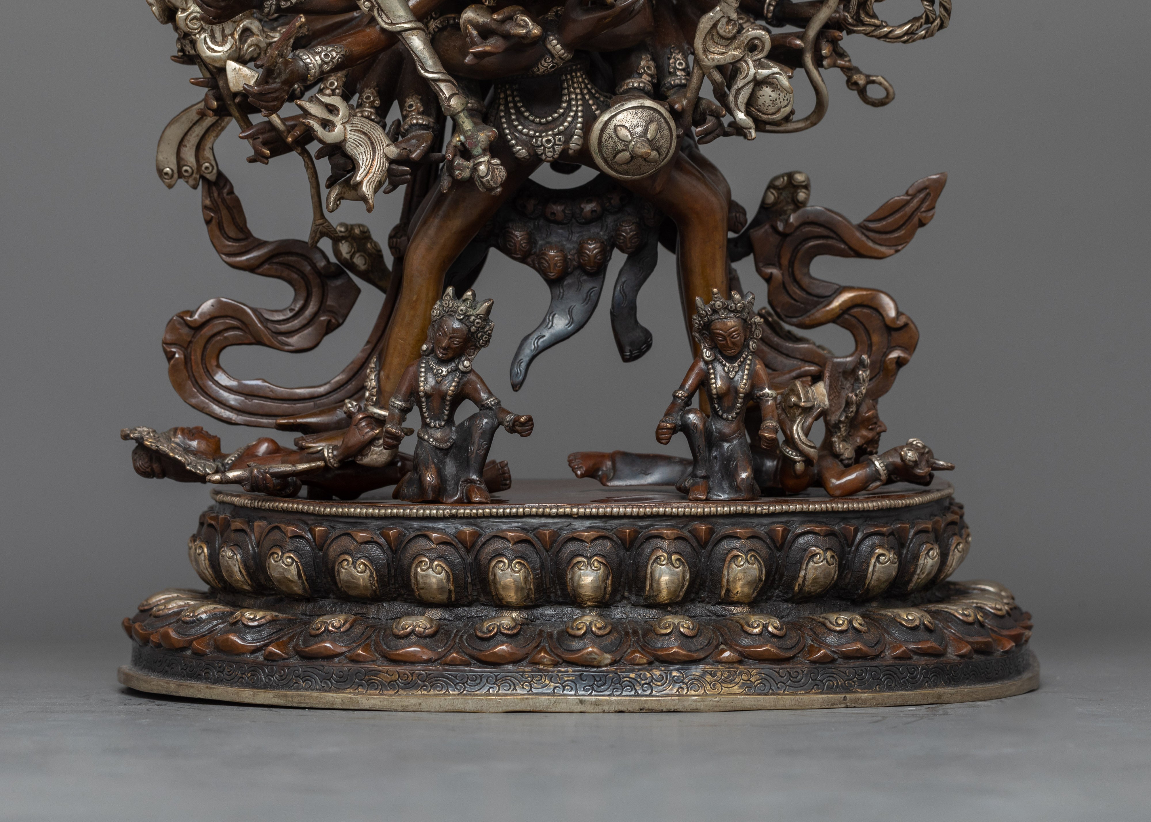 Kala Chakra Statue | Symbolizing Timeless Wisdom and Spiritual Harmony