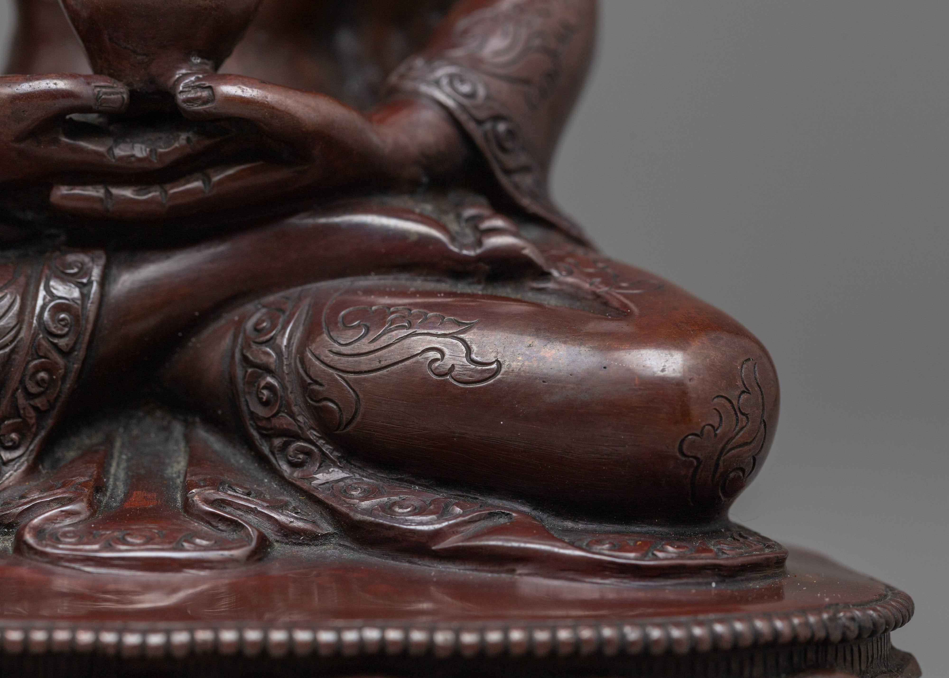 The Pure Land Buddha Statue | Radiating Serenity and Spiritual Enlightenment