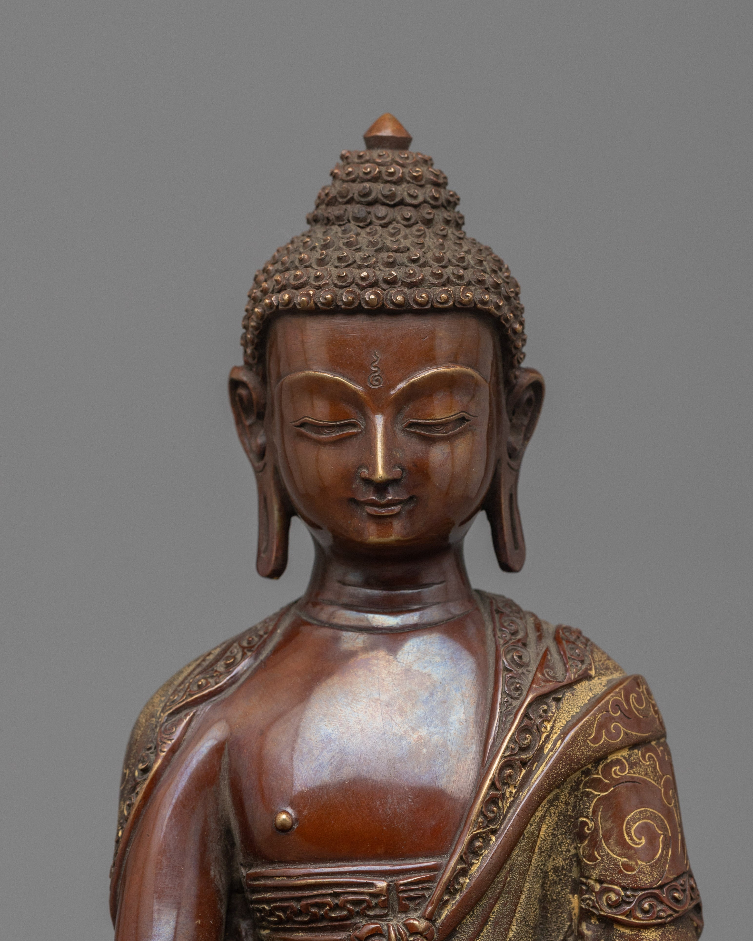 beautiful-shakyamuni-buddha-sculpture