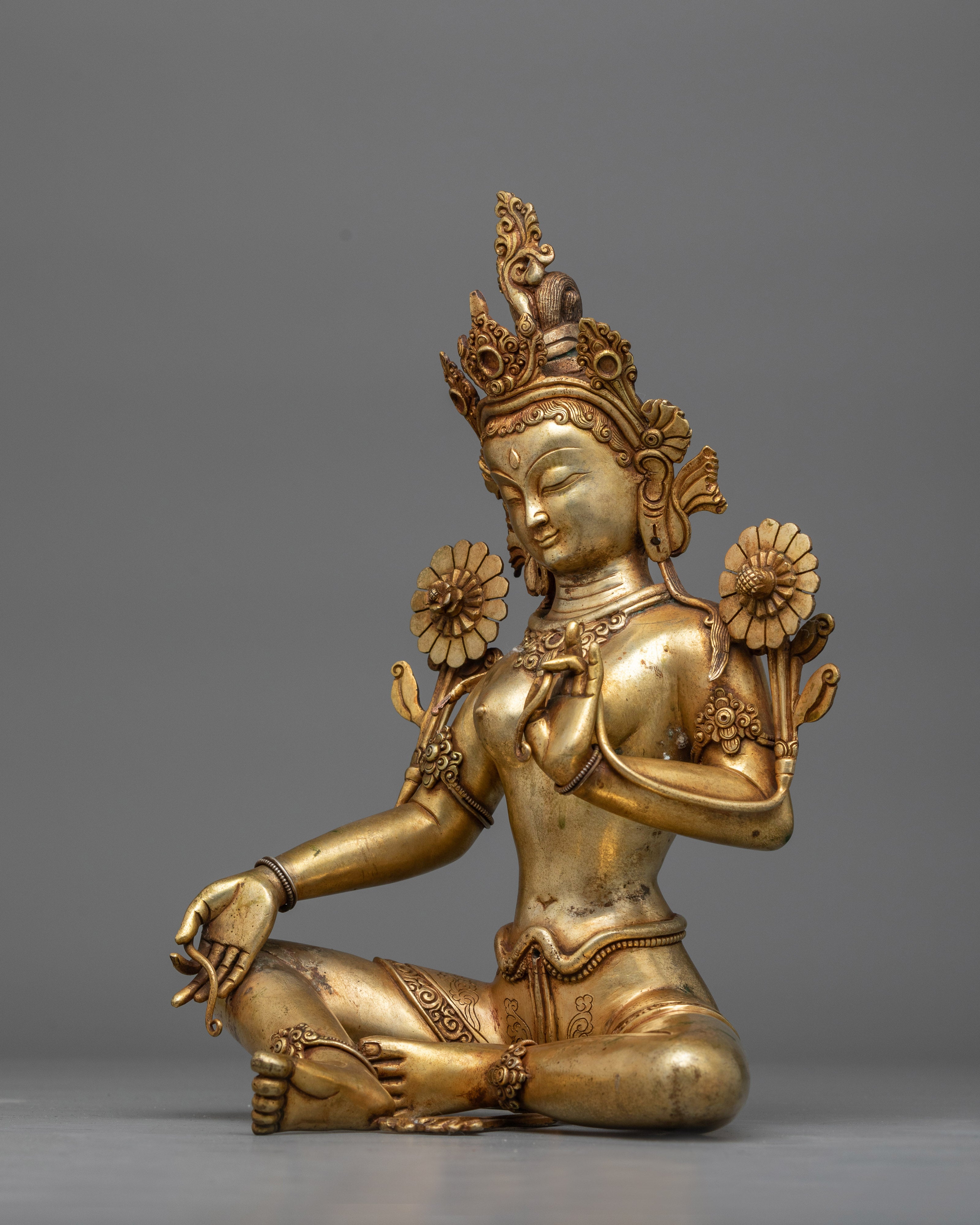 seated-arya-tara