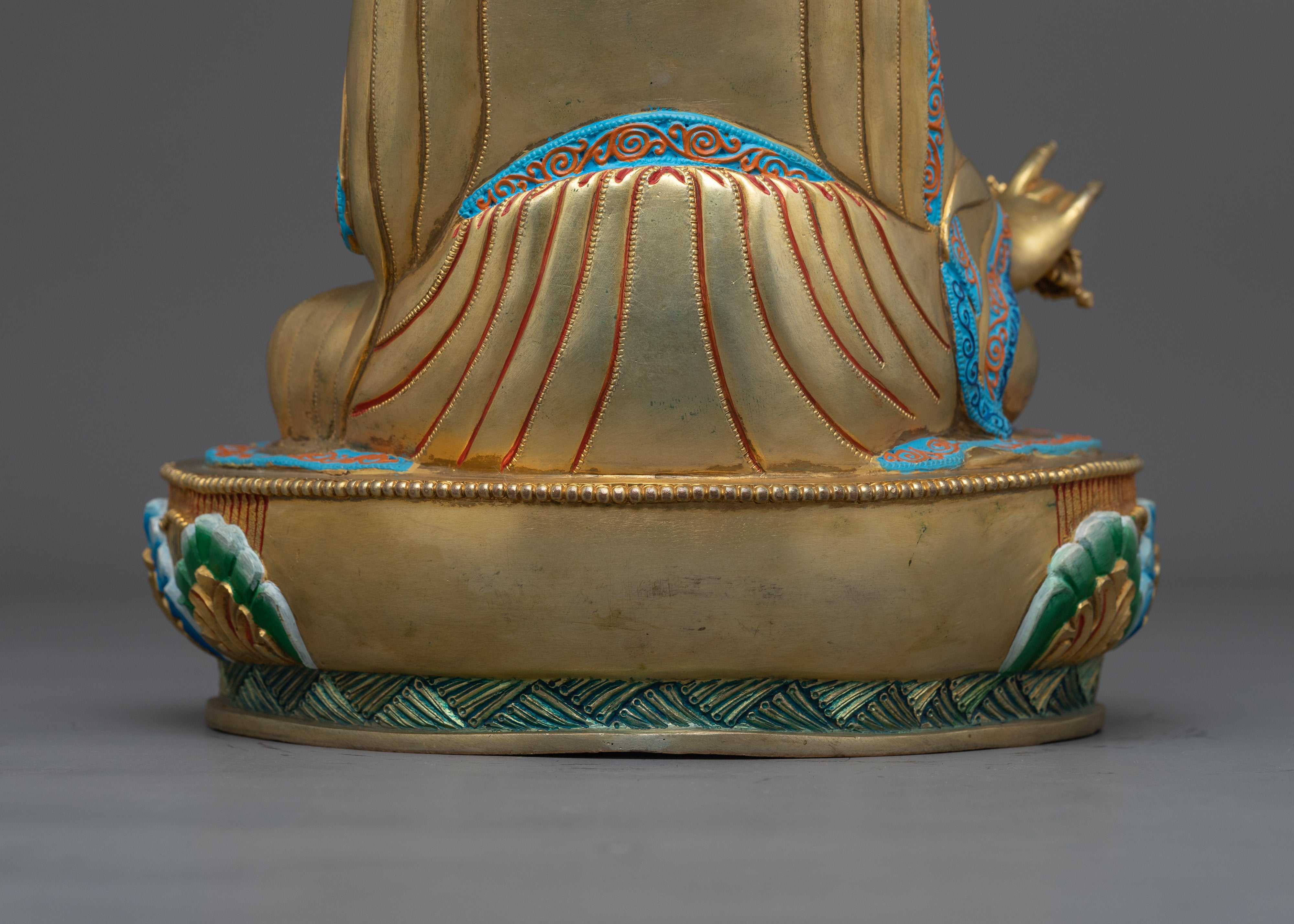 Guru Rinpoche Figurine | Symbol of Enlightened Wisdom