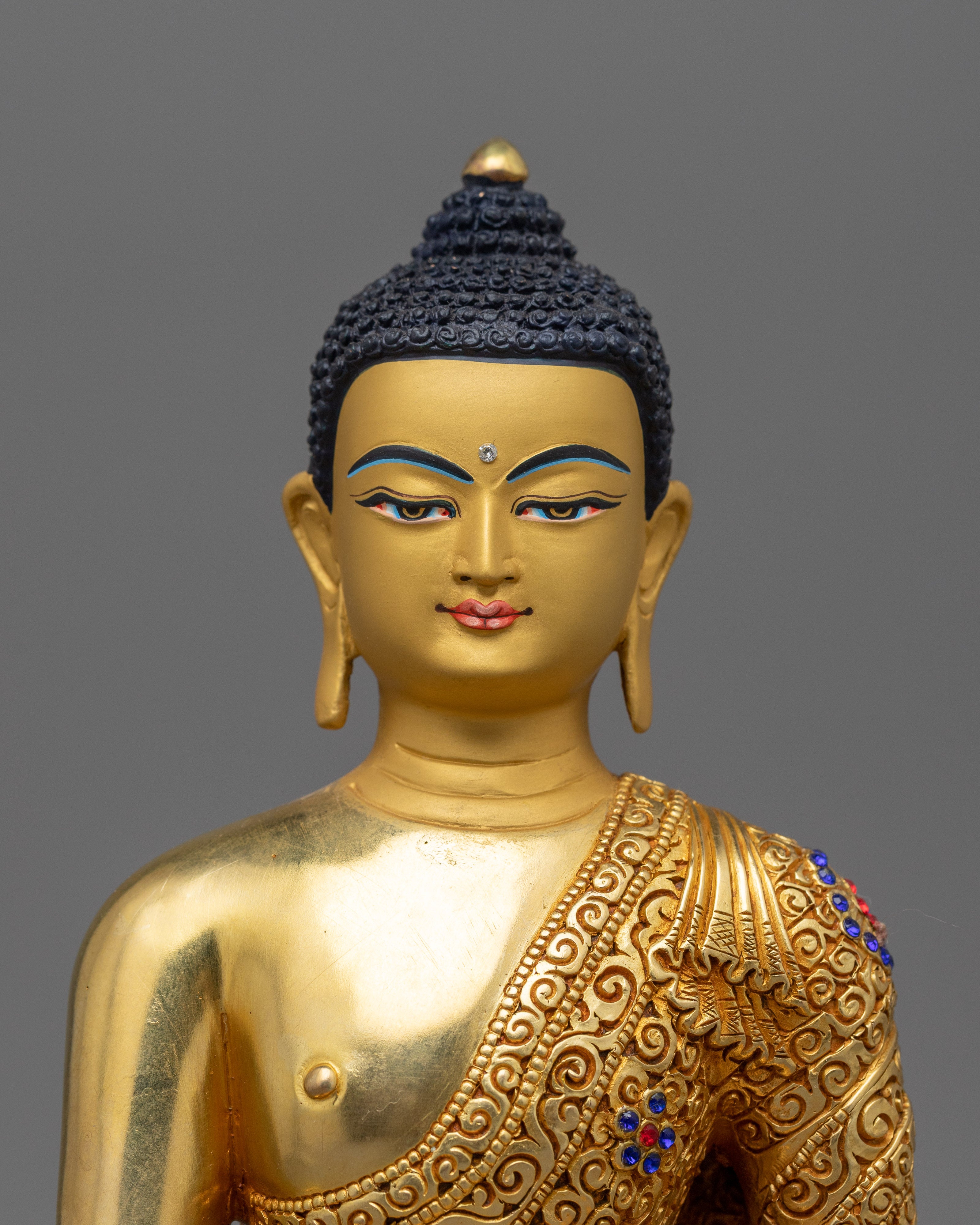 serene-shakyamuni-buddhah