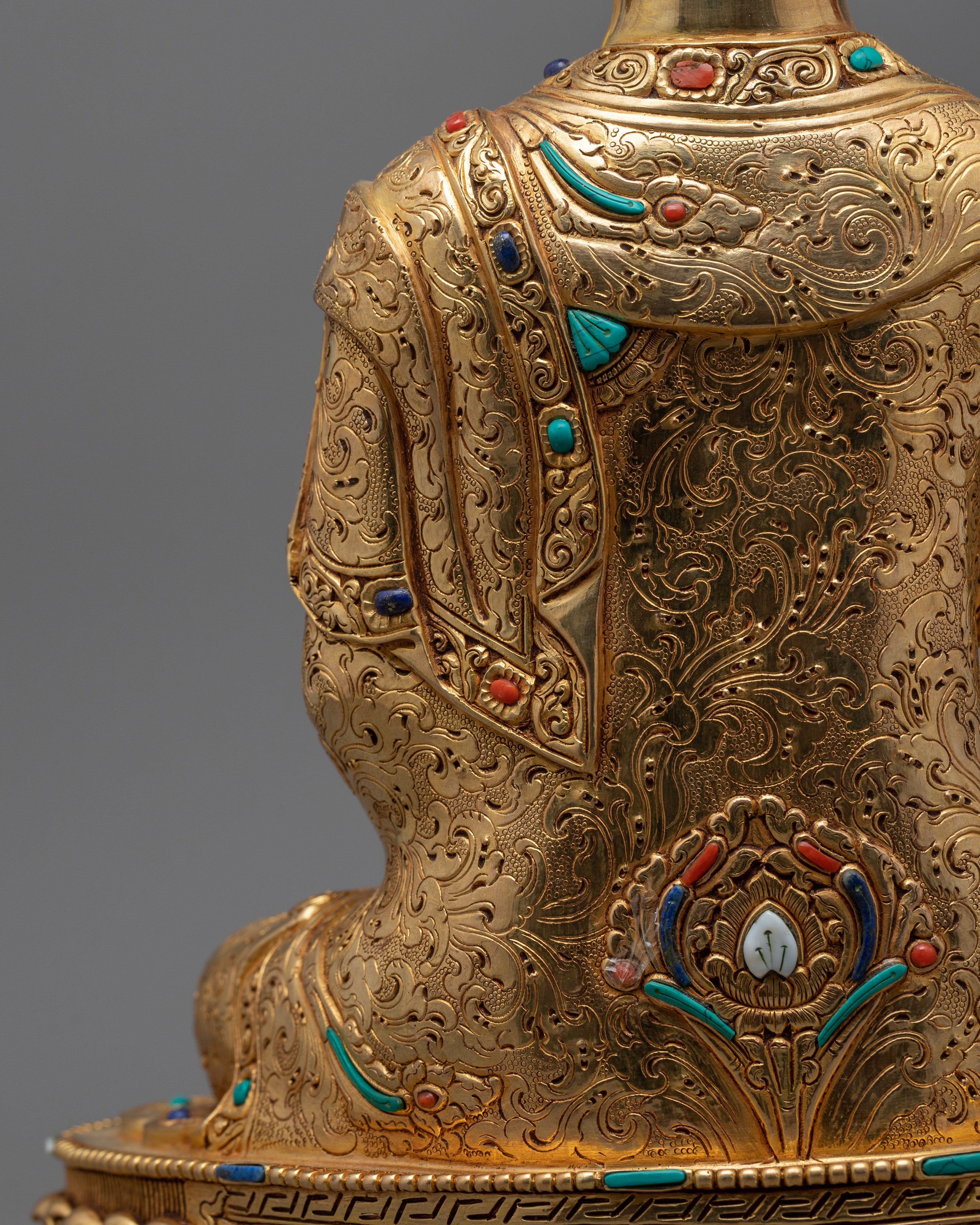 Jowo Shakyamuni Buddha Figurine | Embrace the Serenity of Spiritual Enlightenment and Compassion