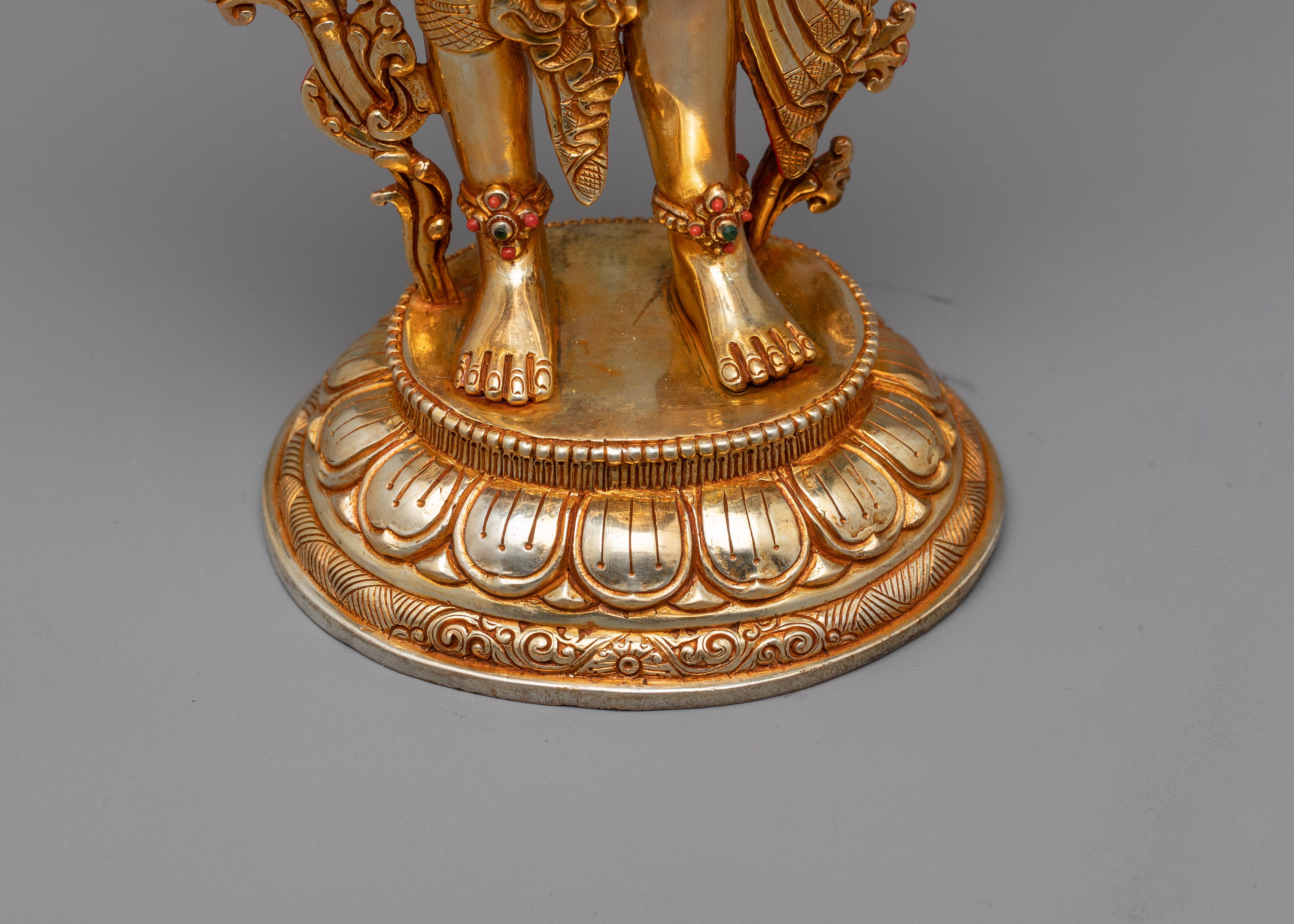 Standing Chenrezig Figure | Embrace Compassionate Wisdom