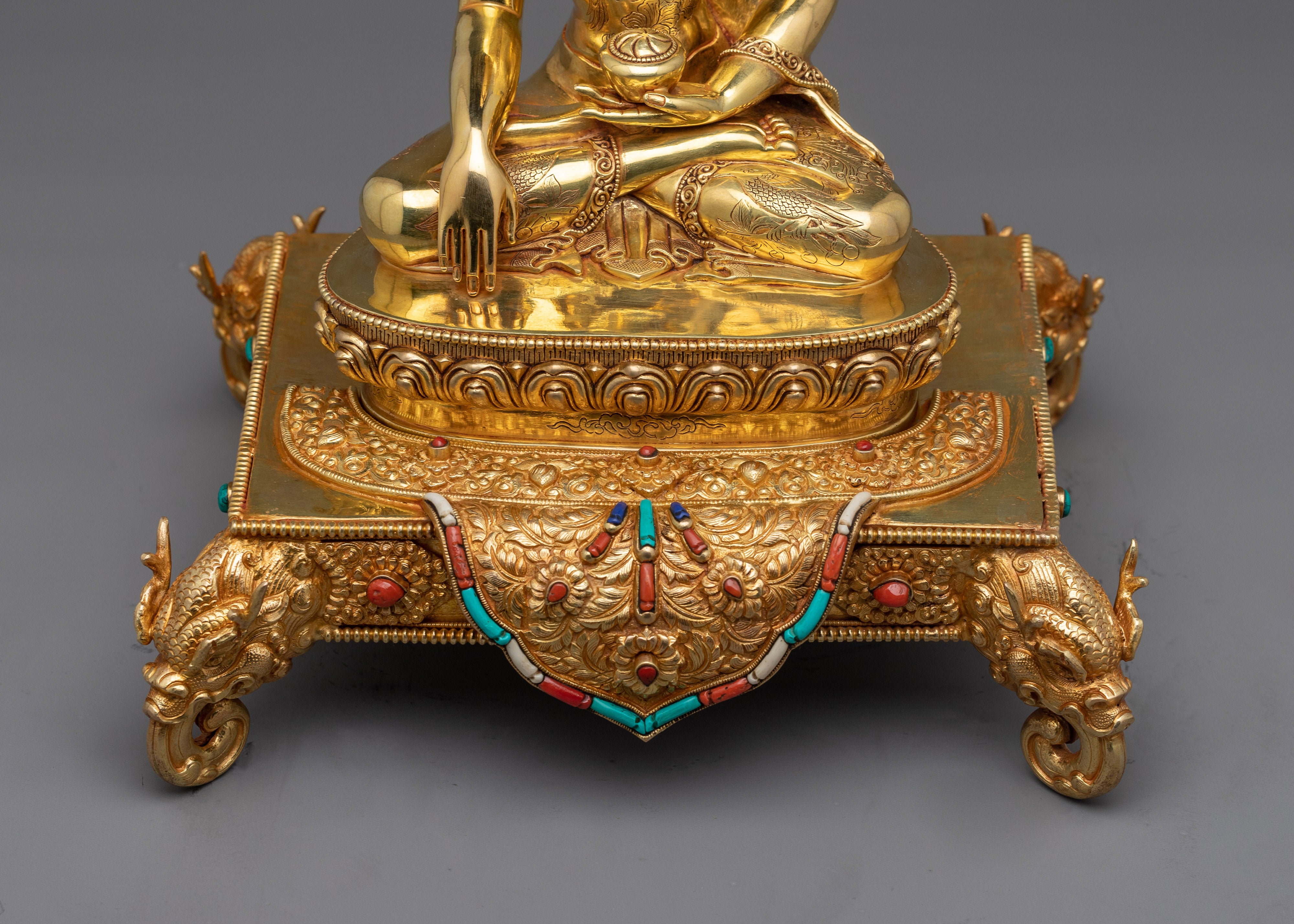 Shakyamuni Buddha Gold Gilded Figure | Experience Divine Radiance and Wisdom