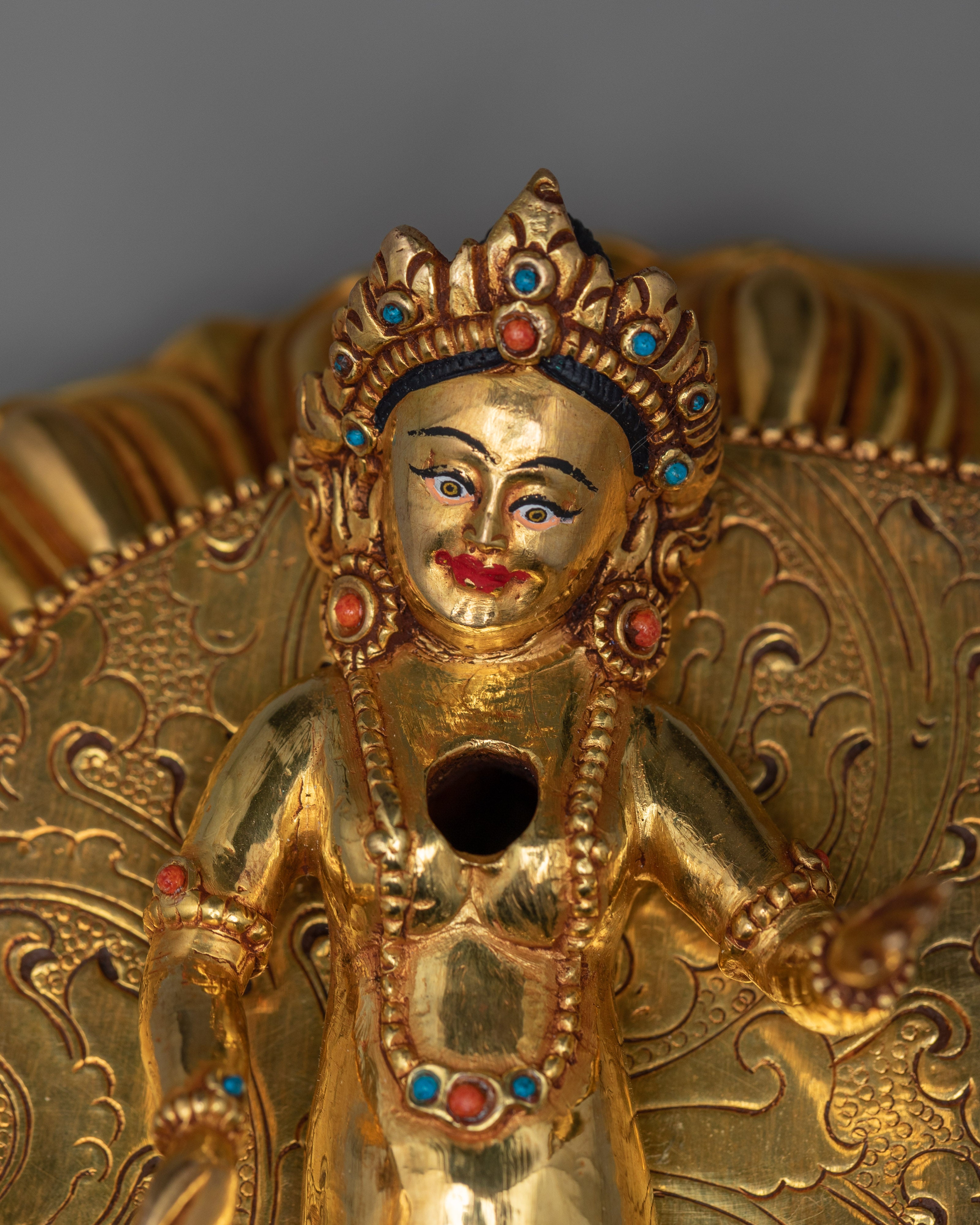 Guruda Statue | Embrace Divine Protection and Majesty