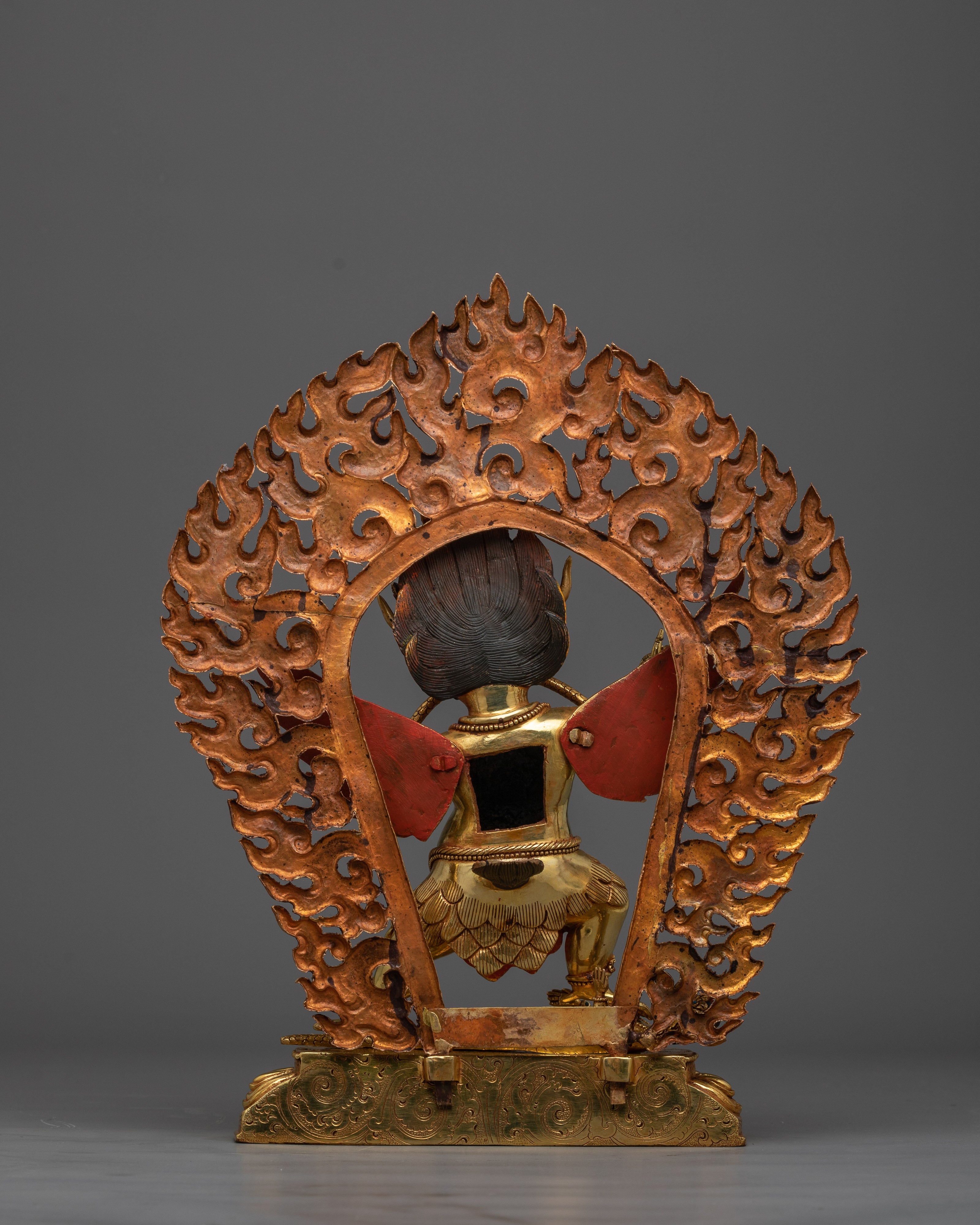 Guruda Statue | Embrace Divine Protection and Majesty