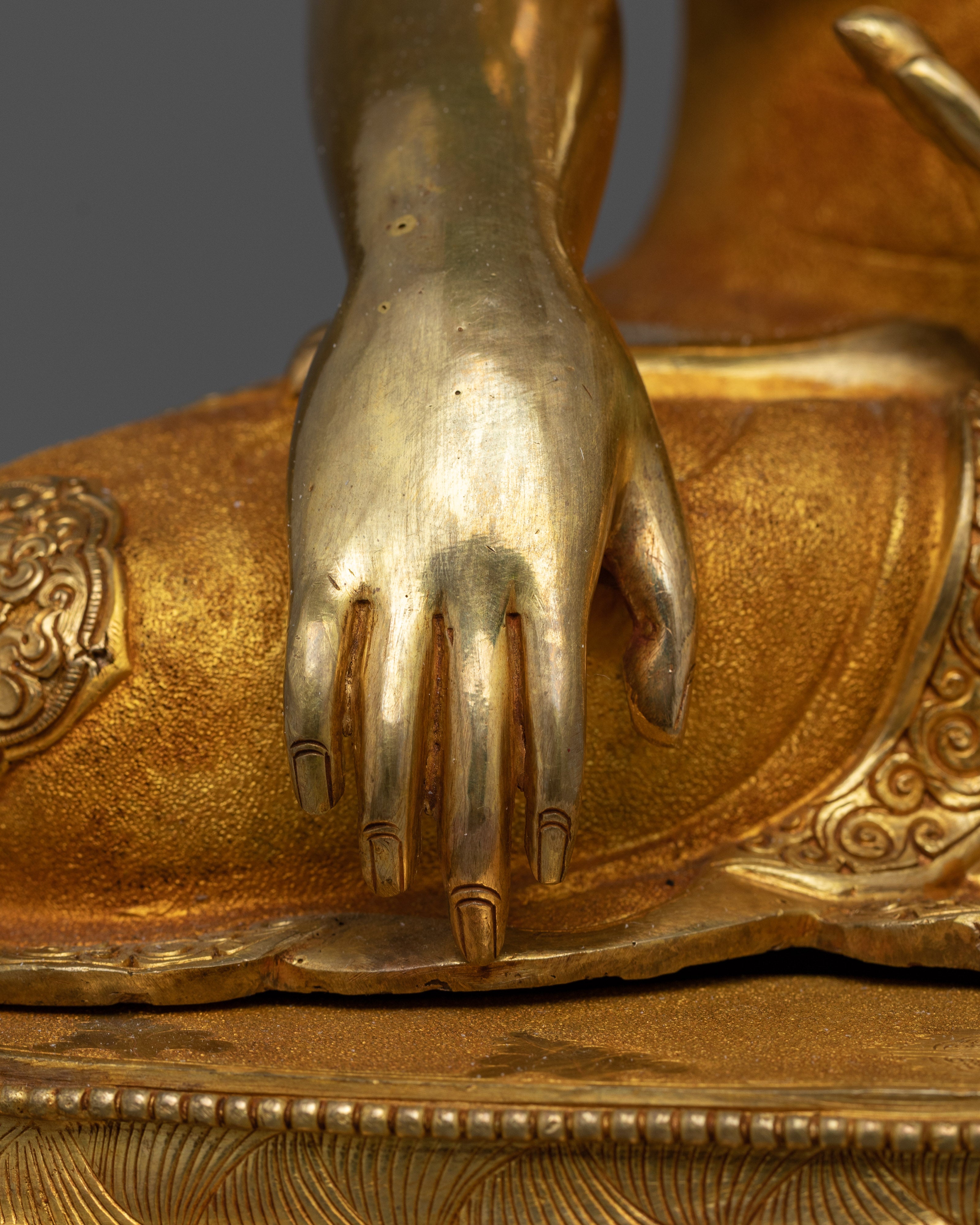 19 Inch Shakyamuni Buddha Statue | Handmade Gold Sculpture of Enlightened Buddha