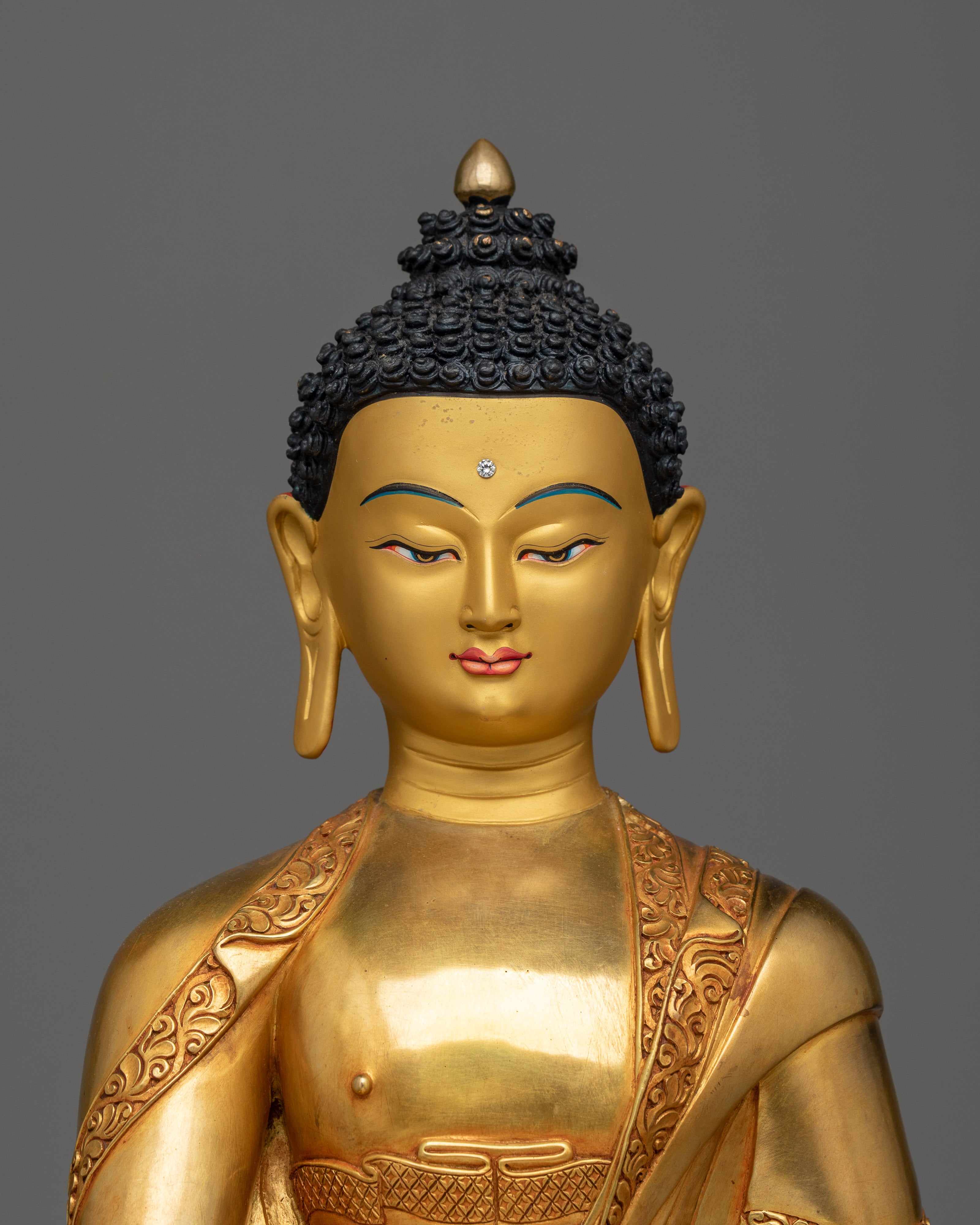 gold-gilded-buddha-shakyamuni