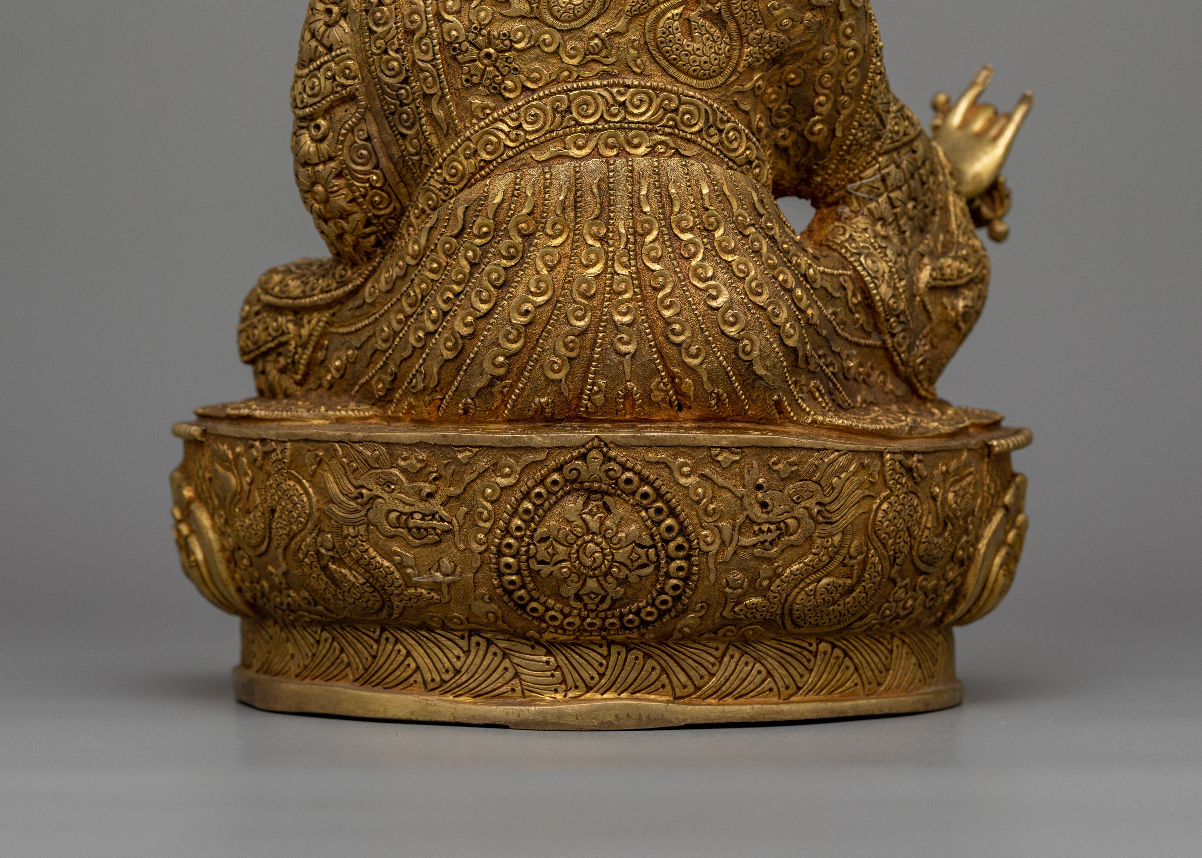 Tantric Guru Rinpoche Figure | Embodiment of Wisdom and Compassion
