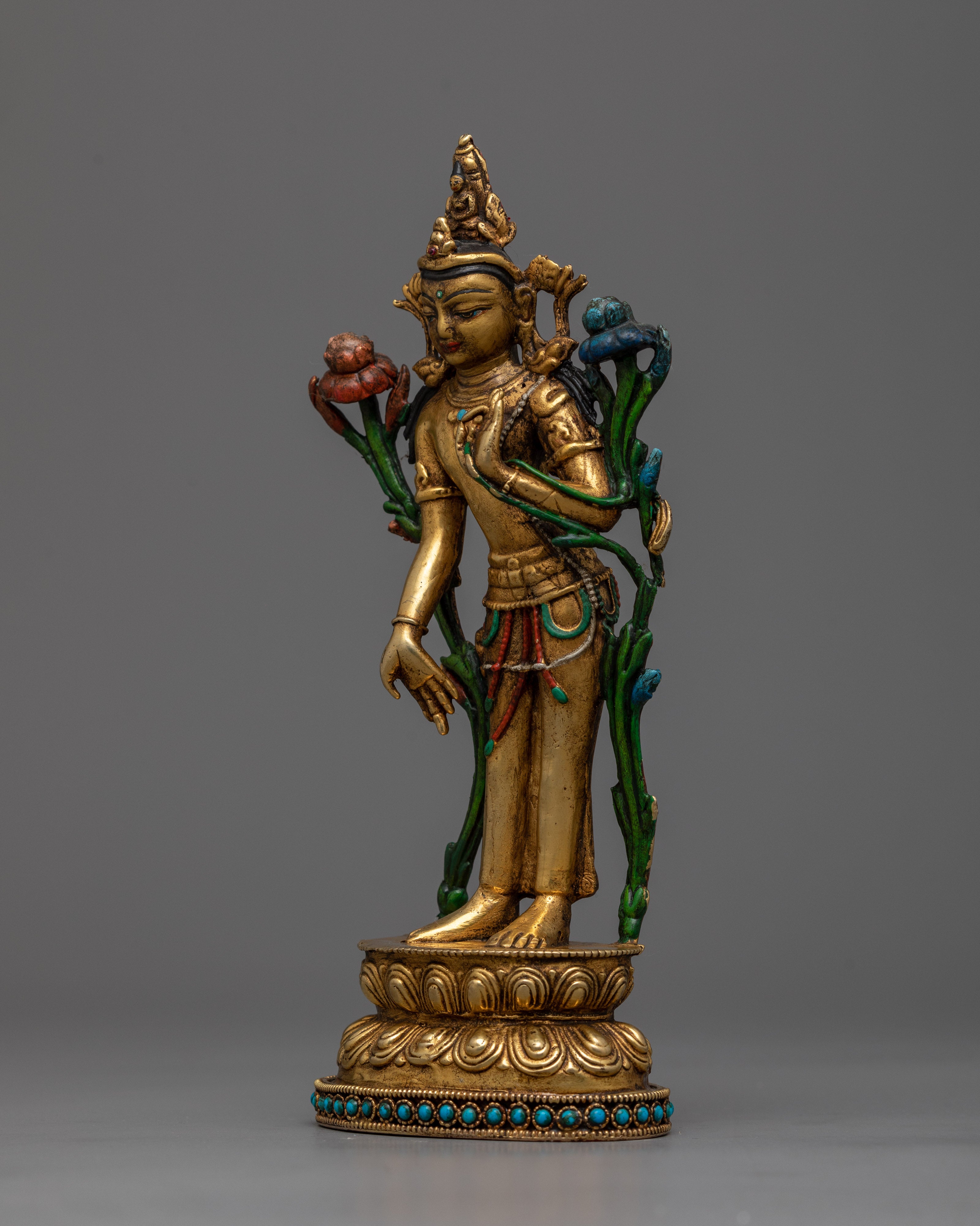 beautiful-standing-green-tara