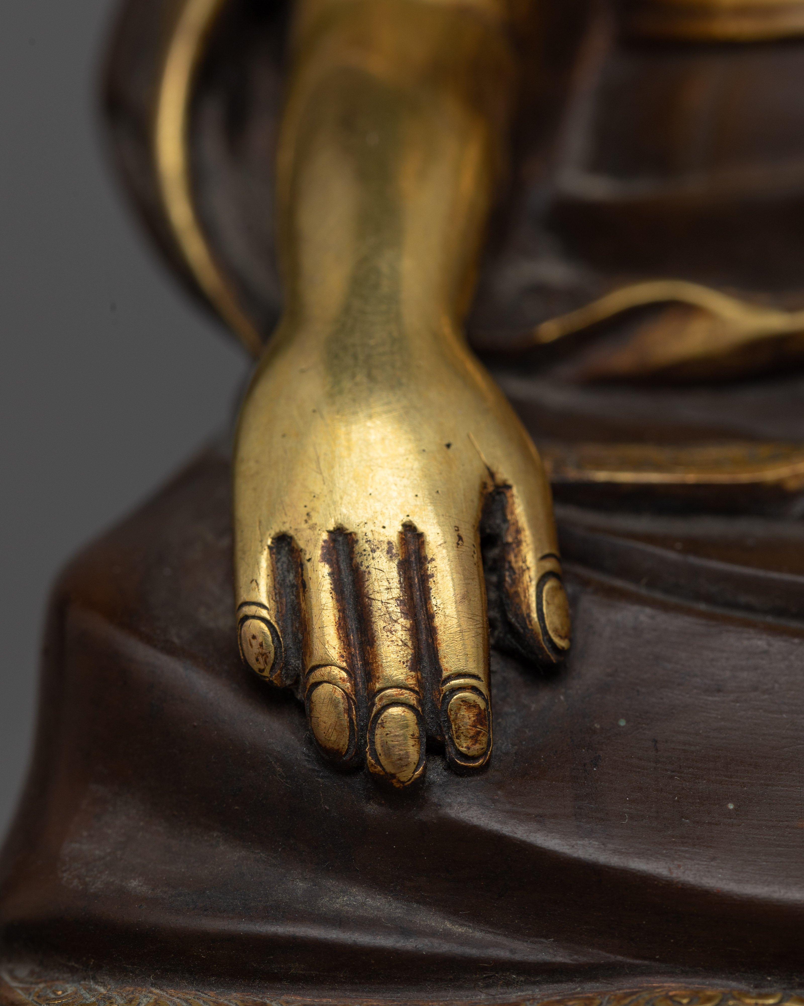 Gampopa with 2nd and 4th Karmapas Statue | A Symbol of Tibetan Wisdom and Leadership