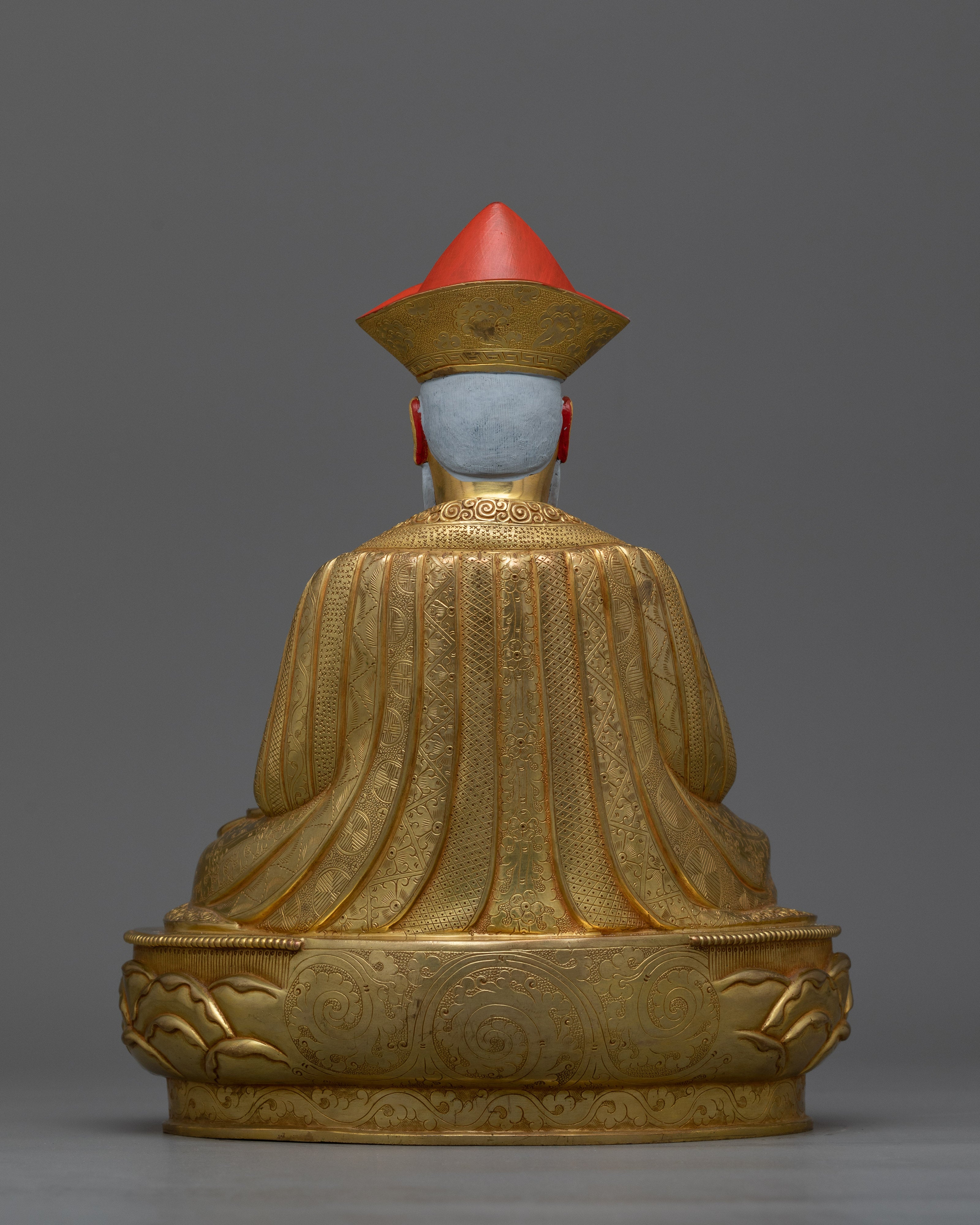 Zhabdrung Rinpoche Gold-Gilded Statue | Emblem of Spiritual and Cultural Majesty