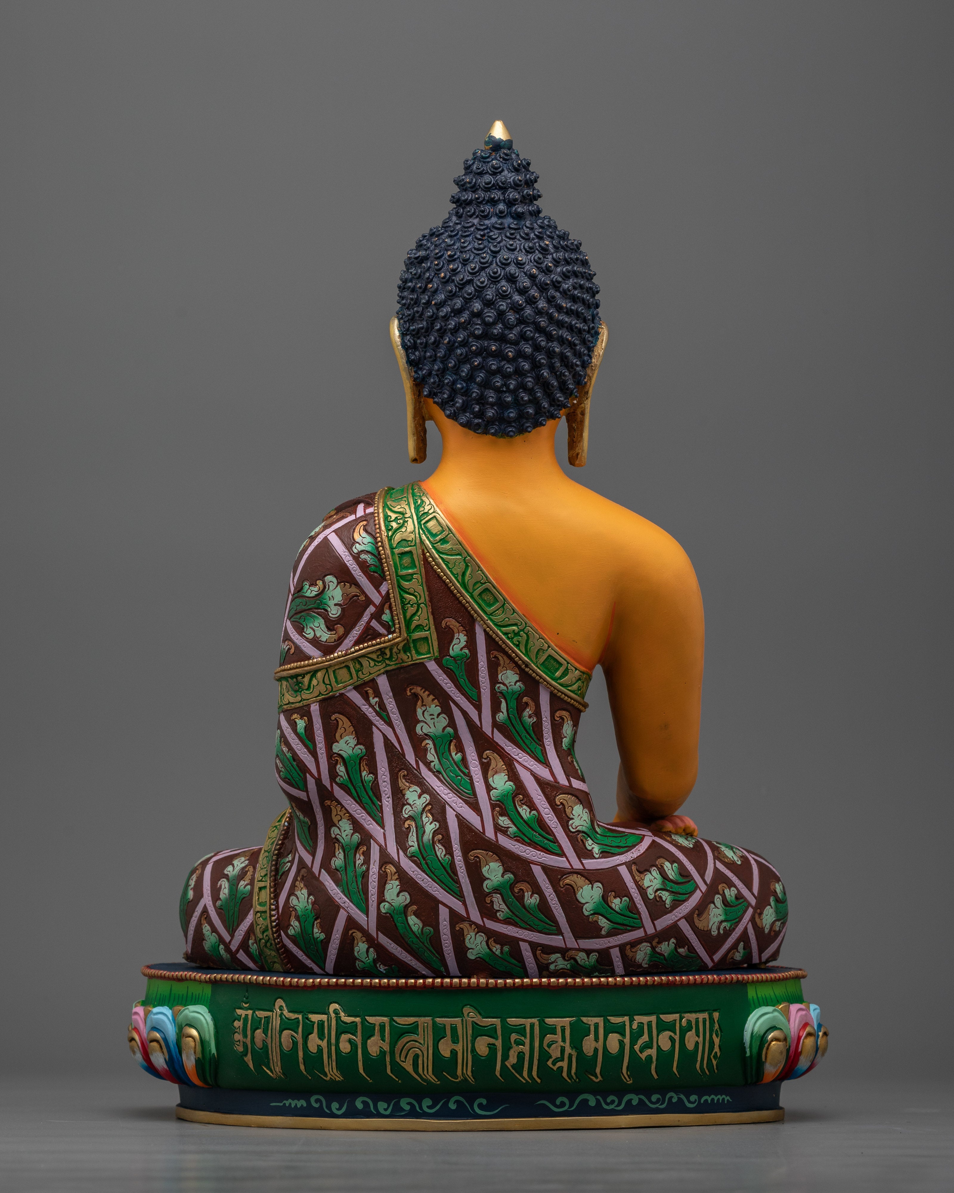 Yellow-Hued Shakyamuni Buddha Statue | Embodiment of Enlightenment