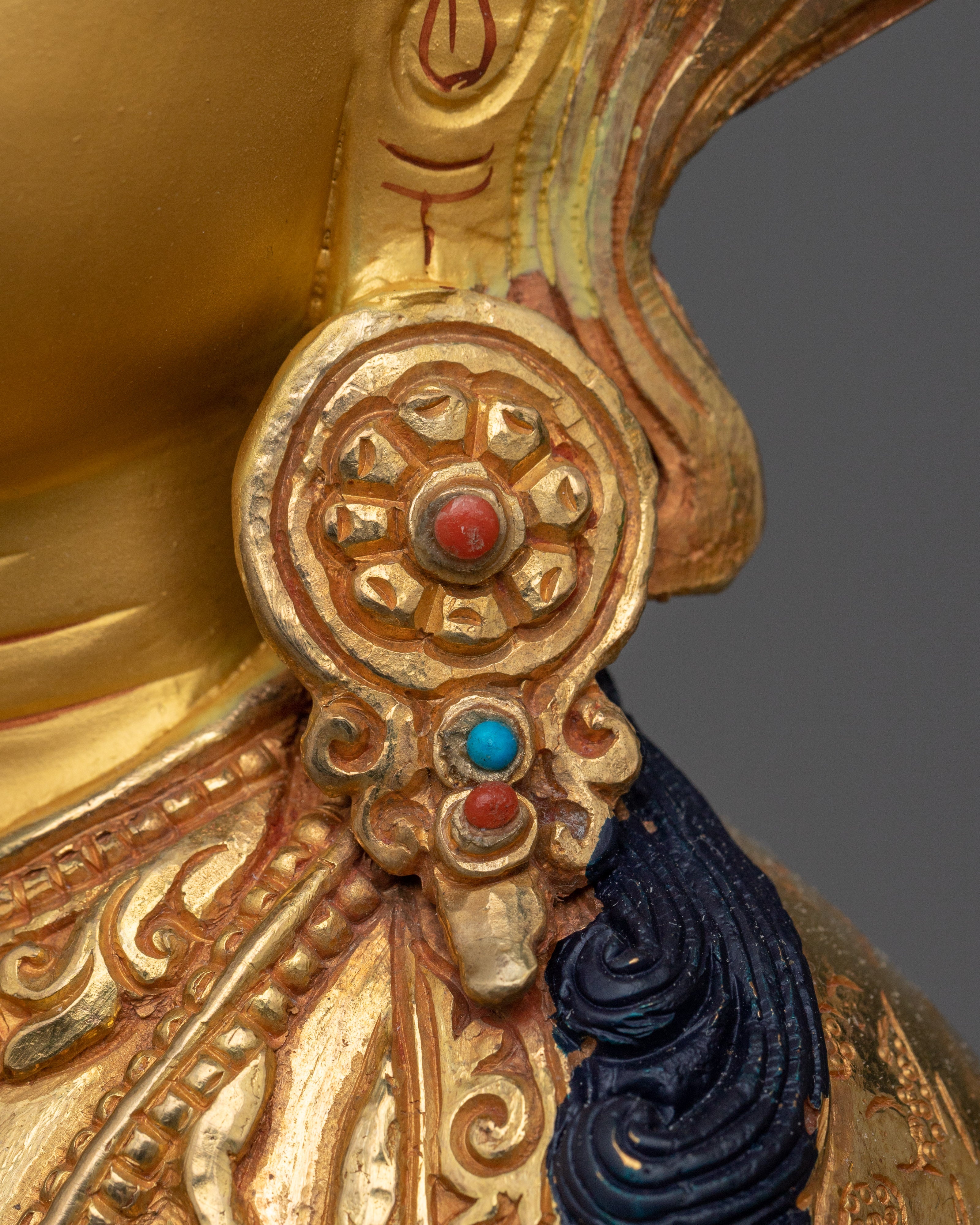 Serene Gold Gilded Chenrezig | Radiant Symbol of Compassion