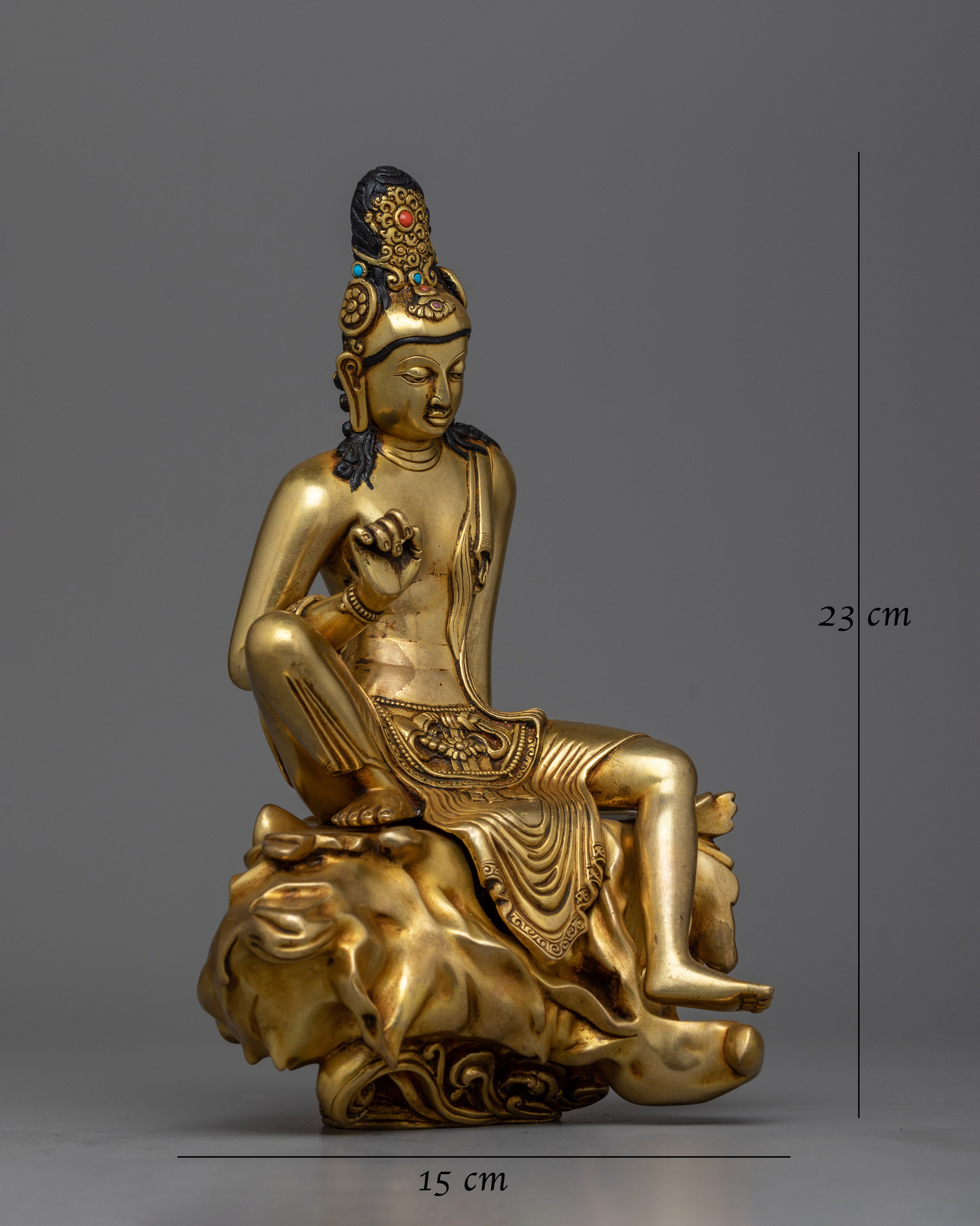Graceful Guanyin Avalokiteshvara Statue | Ultimate Handcrafted Buddhist Artwork