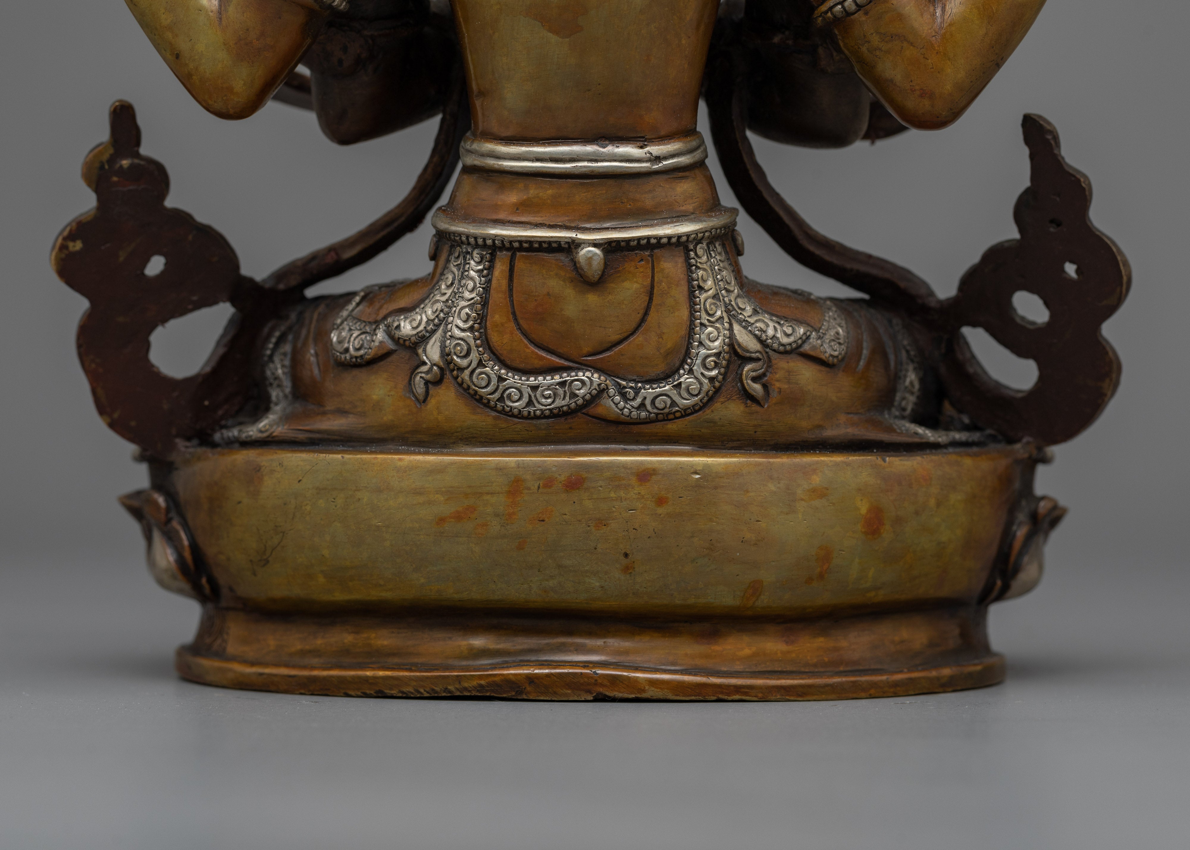 Spiritual Handmade Statue Chenrezig | Lokeshvara Statue Silver Plated