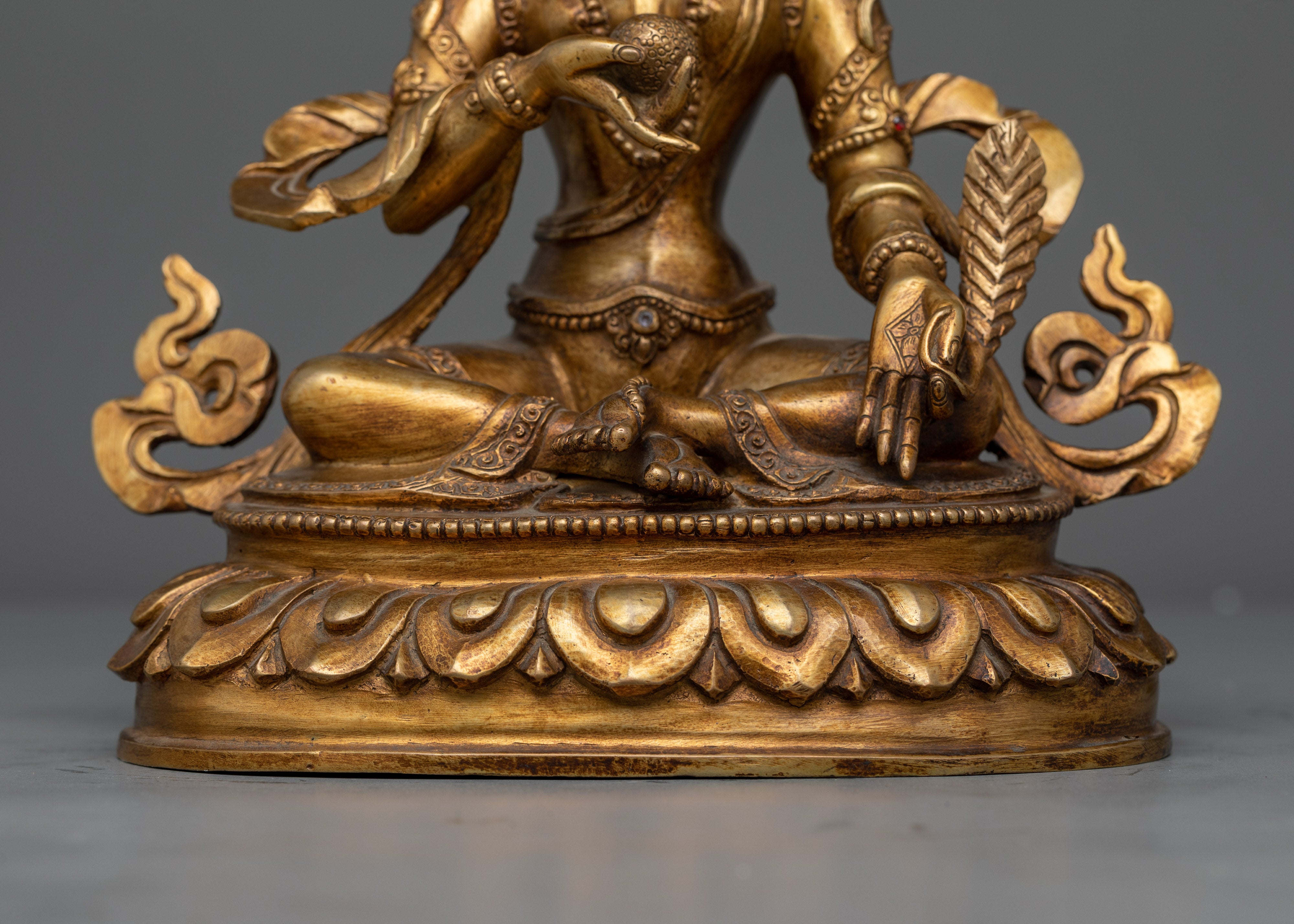 Graceful Kistigarbha Savior of soul | Handcrafted Symbol of Compassion