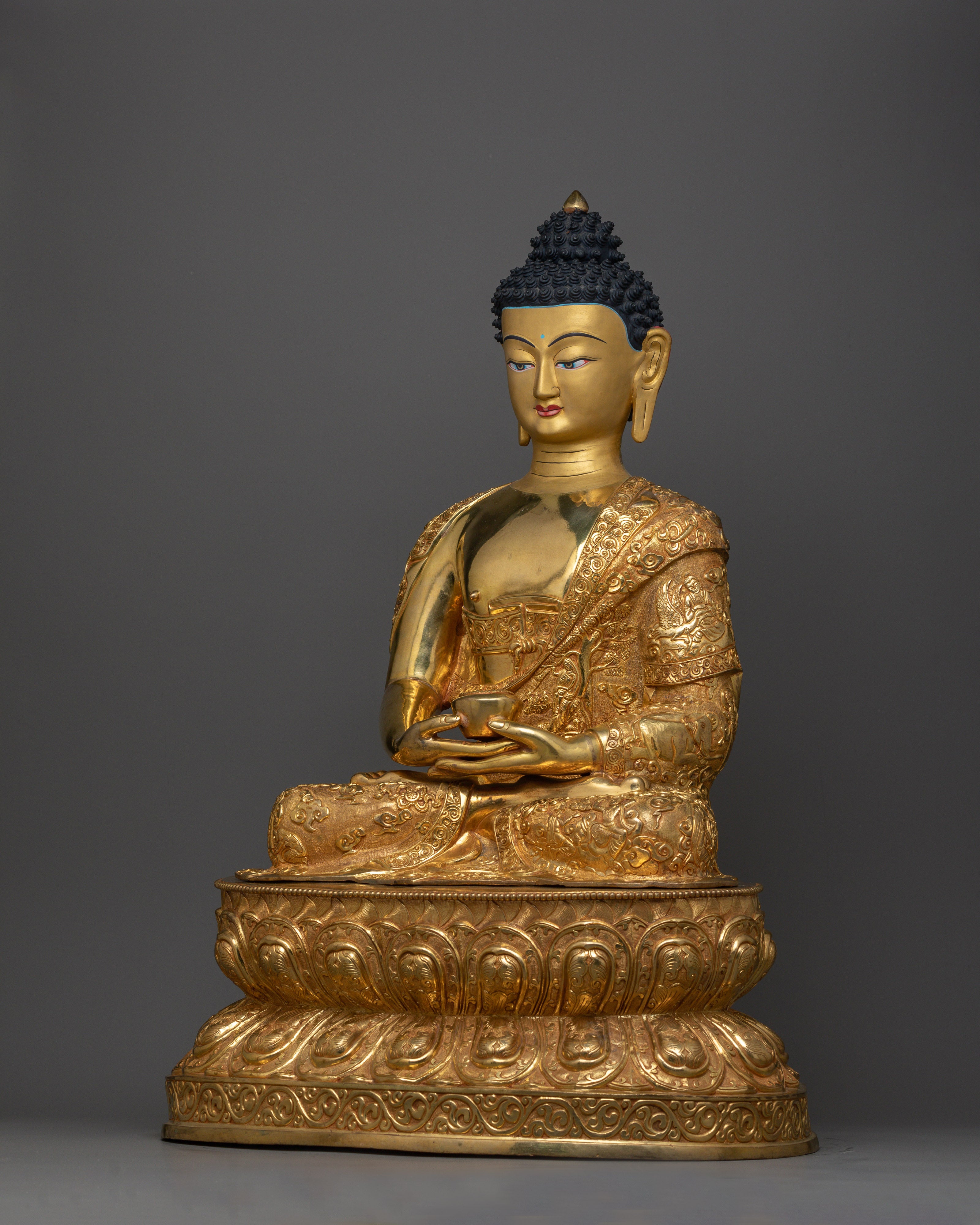 24k-gold-gilded-amitabha-buddha
