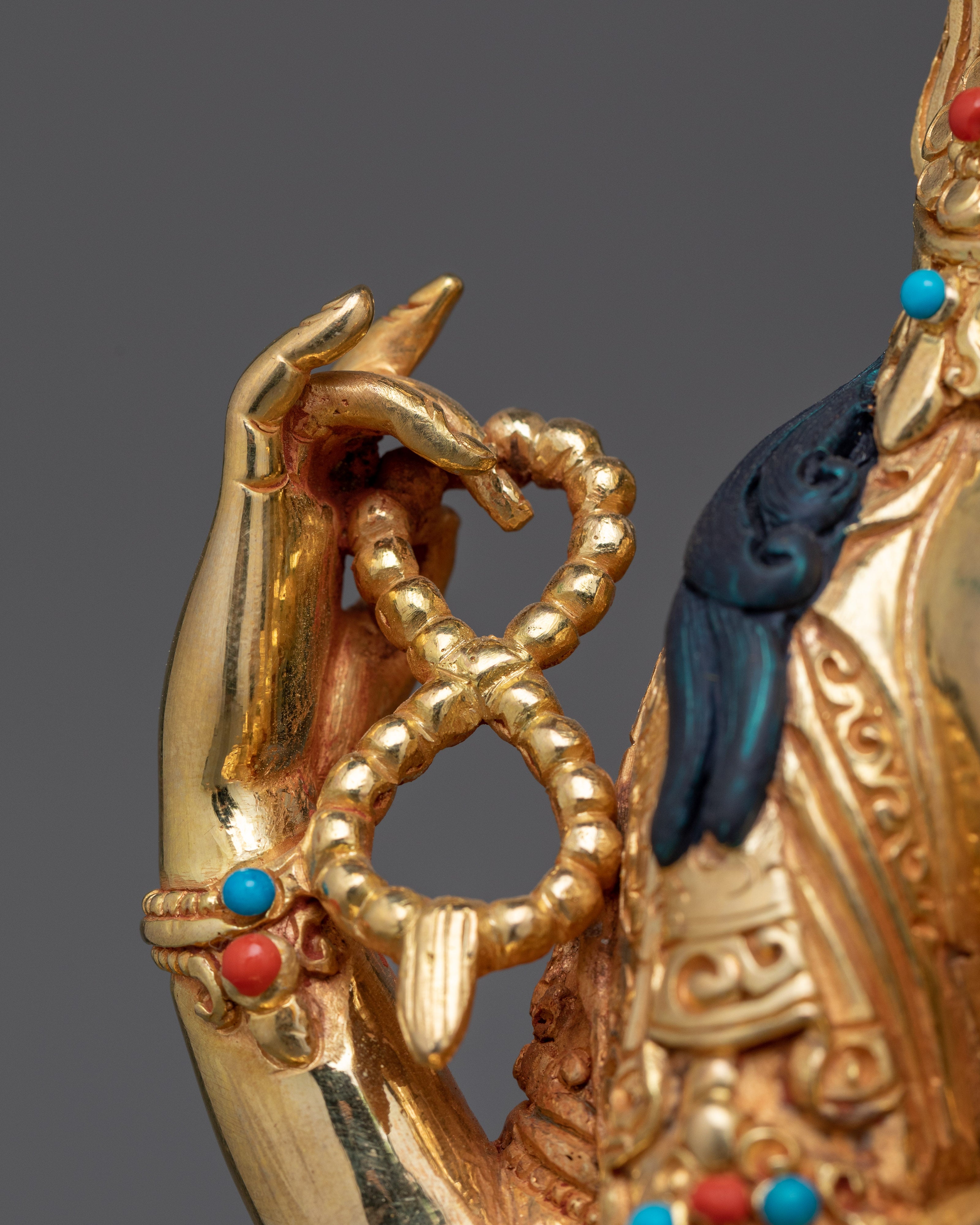 Chenrezig Gemstones-Decorated Statue | An Embodiment of Compassion and Divine Grace
