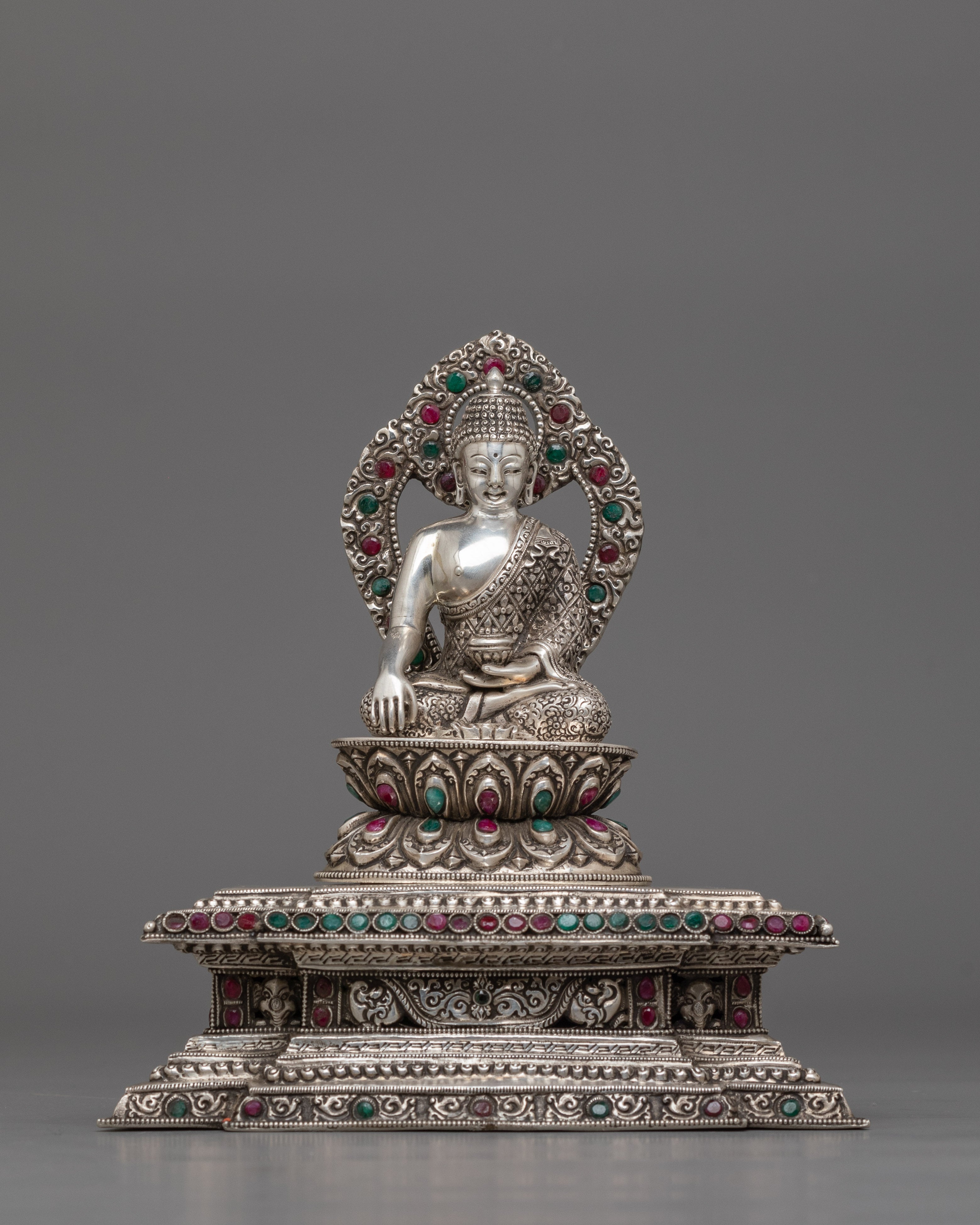 silver-plated-shakyamuni-buddha