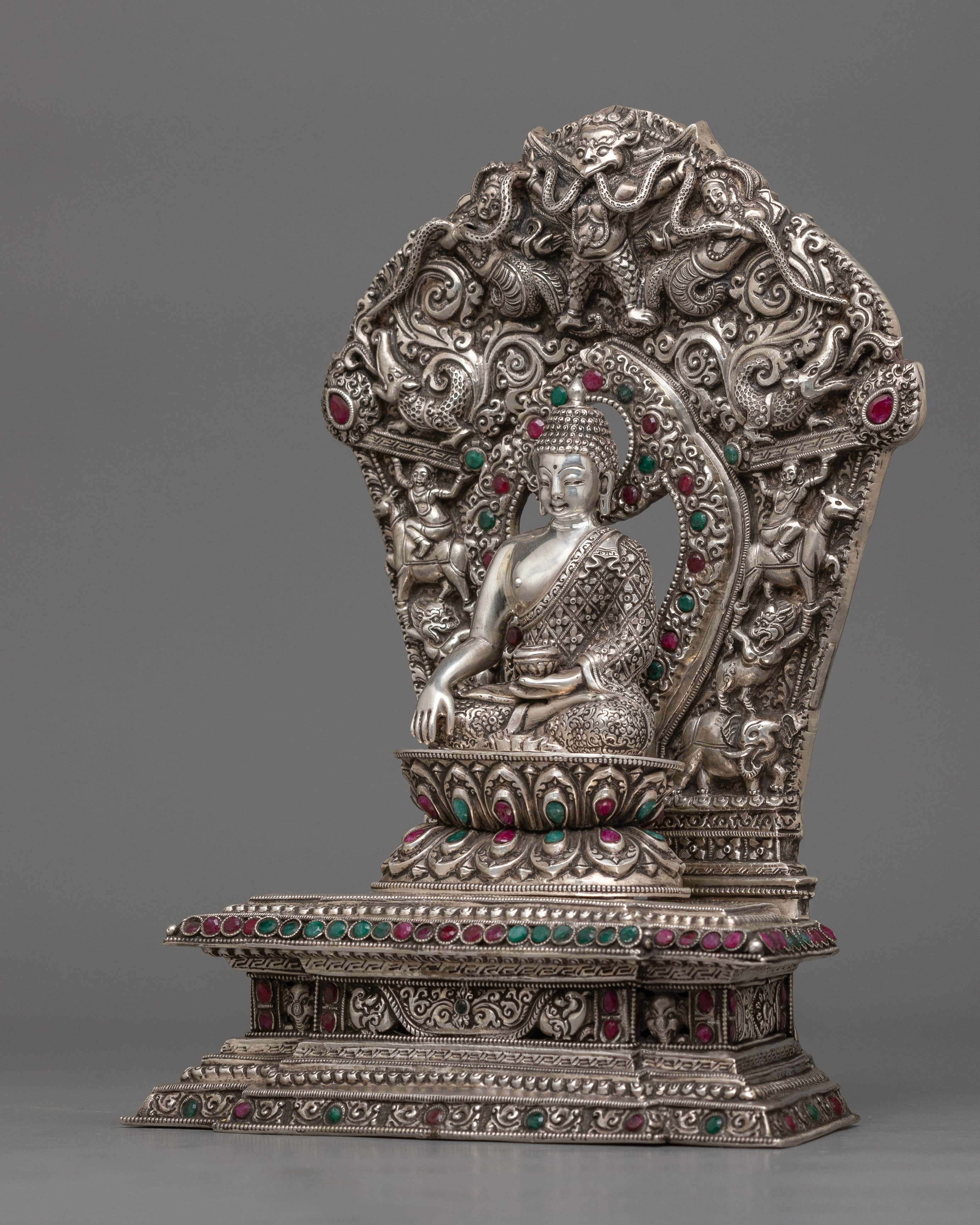 silver-plated-shakyamuni-buddha