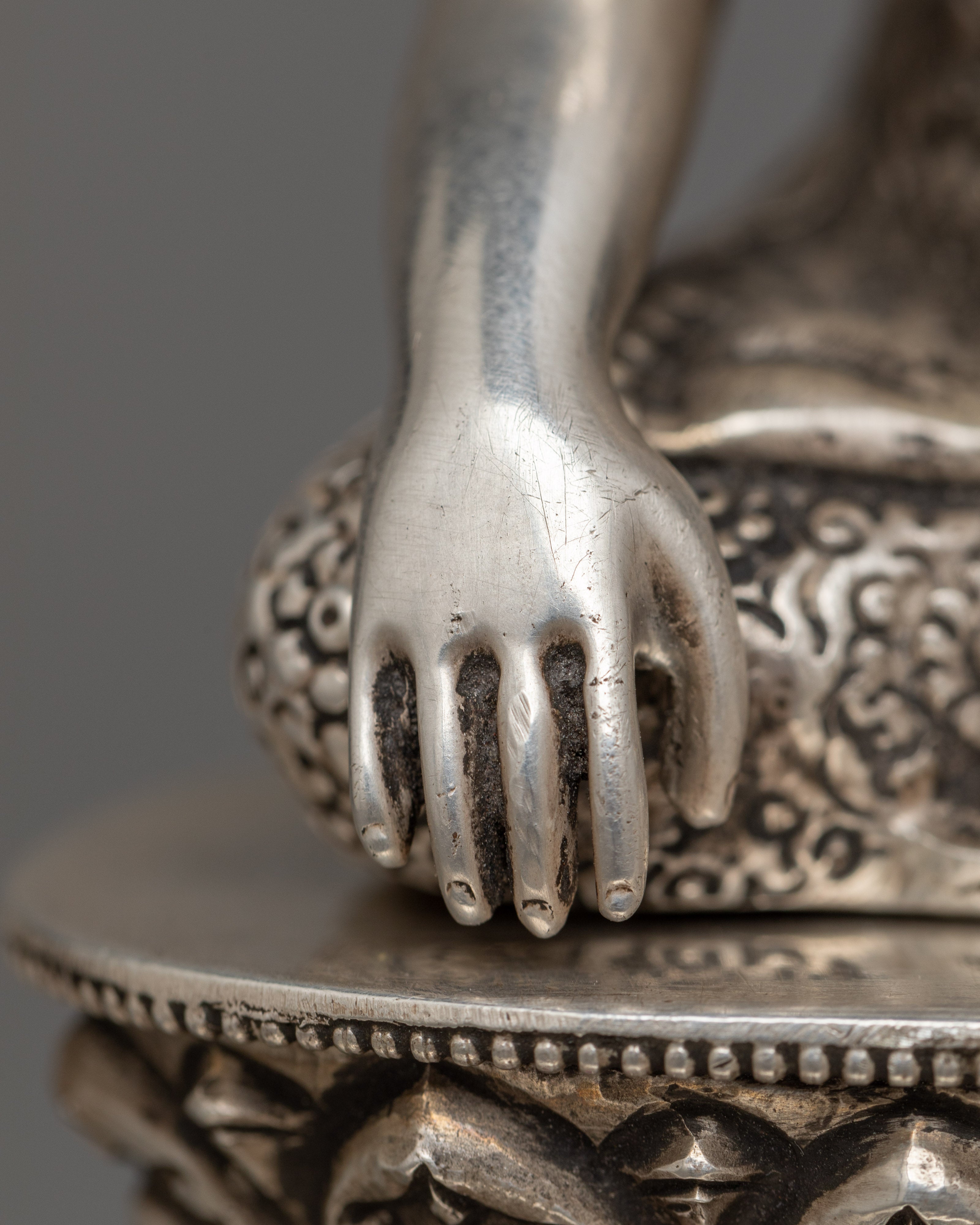 Exquisite Silver-Plated Shakyamuni Buddha Statue | A Masterpiece of Peace and Enlightenment