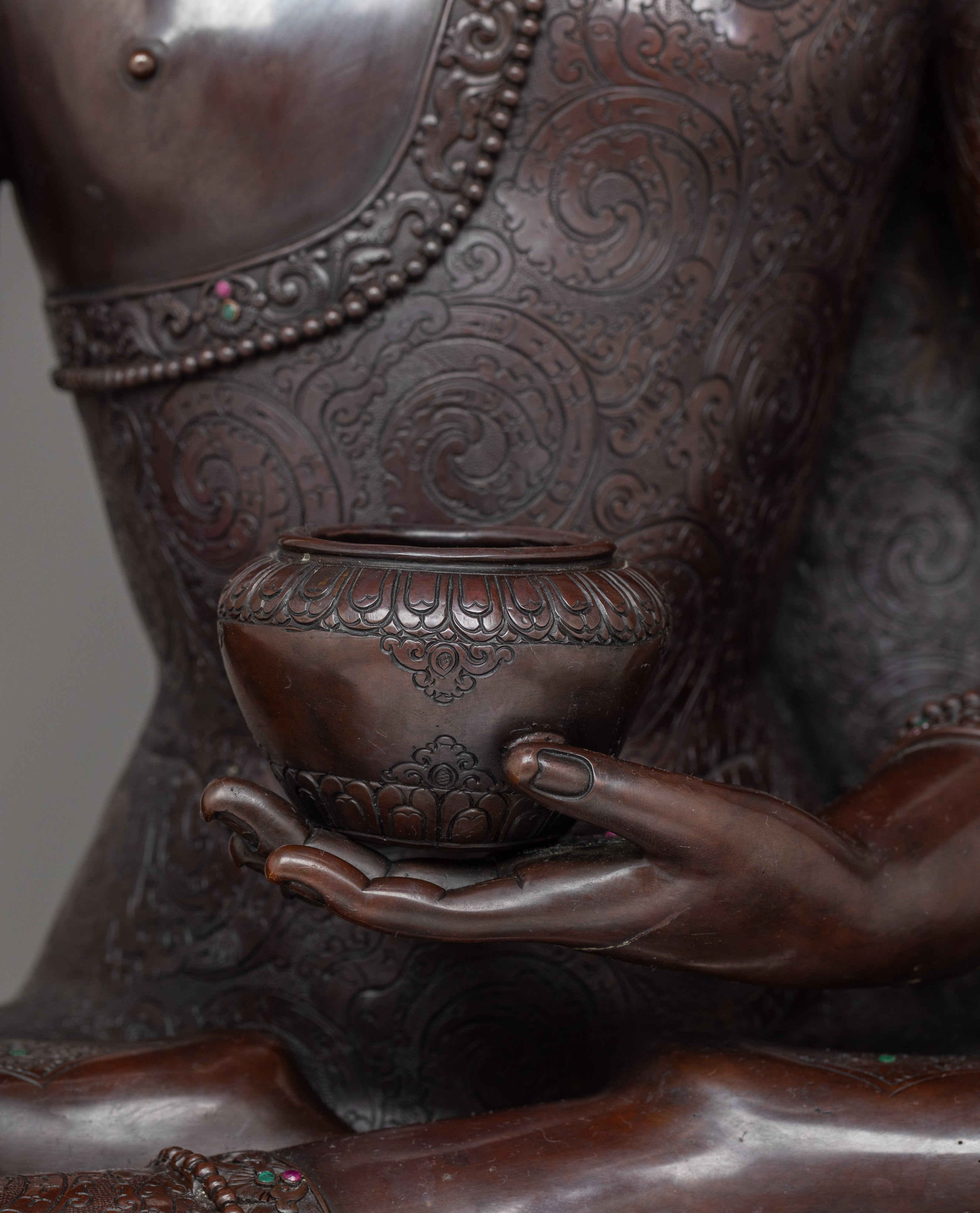 Enlighten Teacher Shakyamuni Buddha Oxidized Statue | A Majestic Symbol of Serene Wisdom