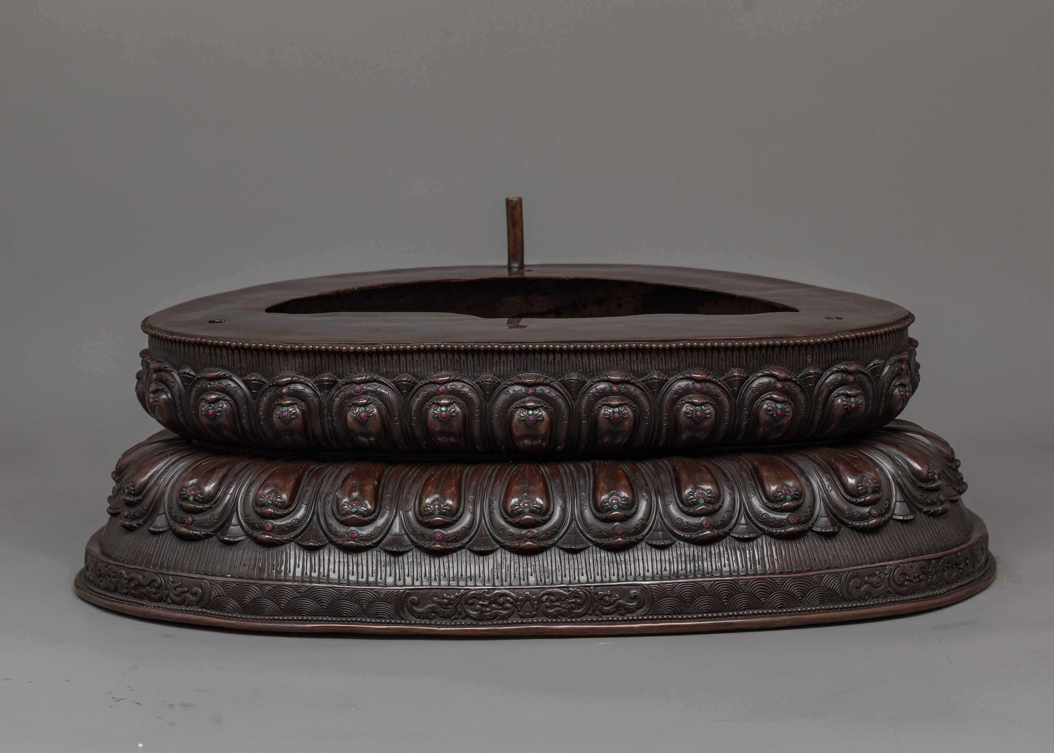 Enlighten Teacher Shakyamuni Buddha Oxidized Statue | A Majestic Symbol of Serene Wisdom