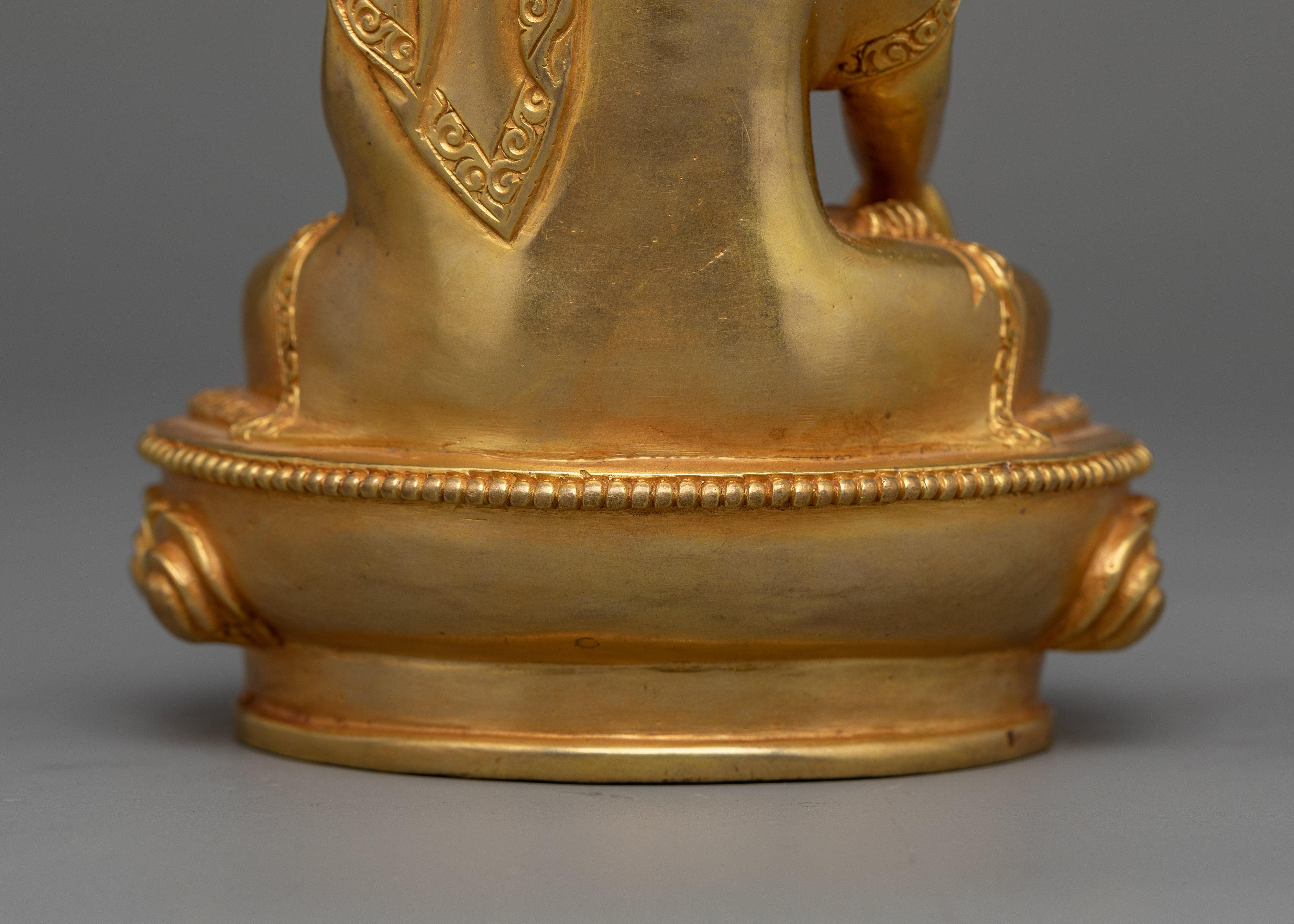 Shakyamuni Buddha Small Gold-Gilded Statue | A Beacon of Enlightenment