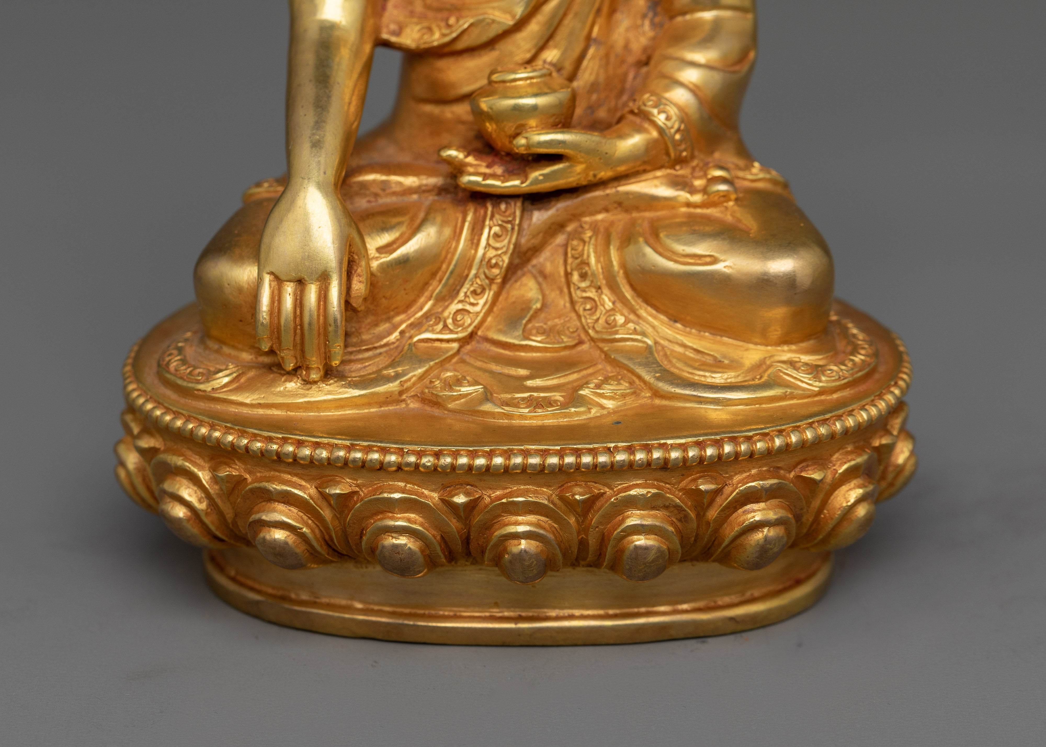 Shakyamuni Buddha Small Gold-Gilded Statue | A Beacon of Enlightenment