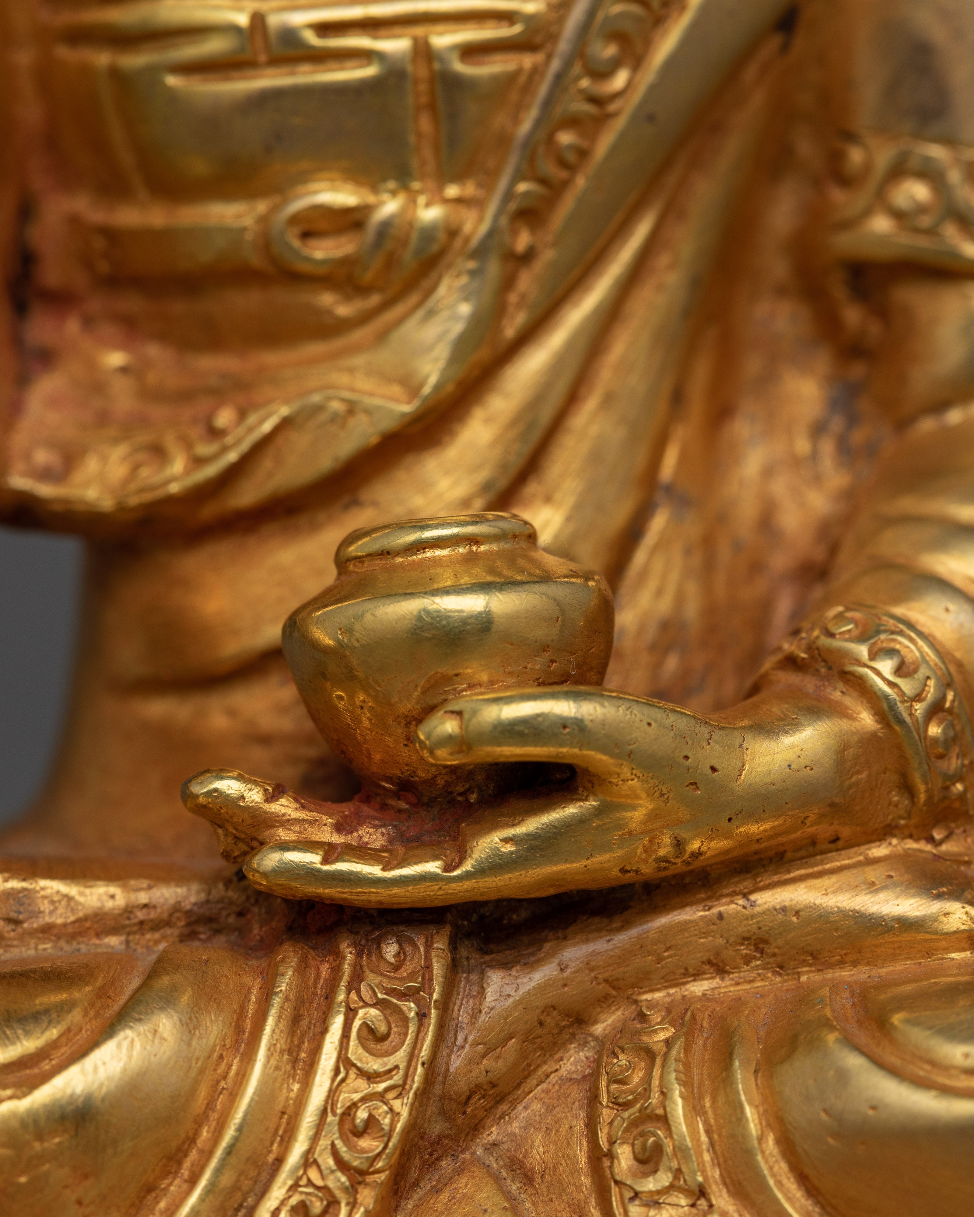 Shakyamuni Buddha Small Gold-Gilded Statue | A Beacon of Enlightenment