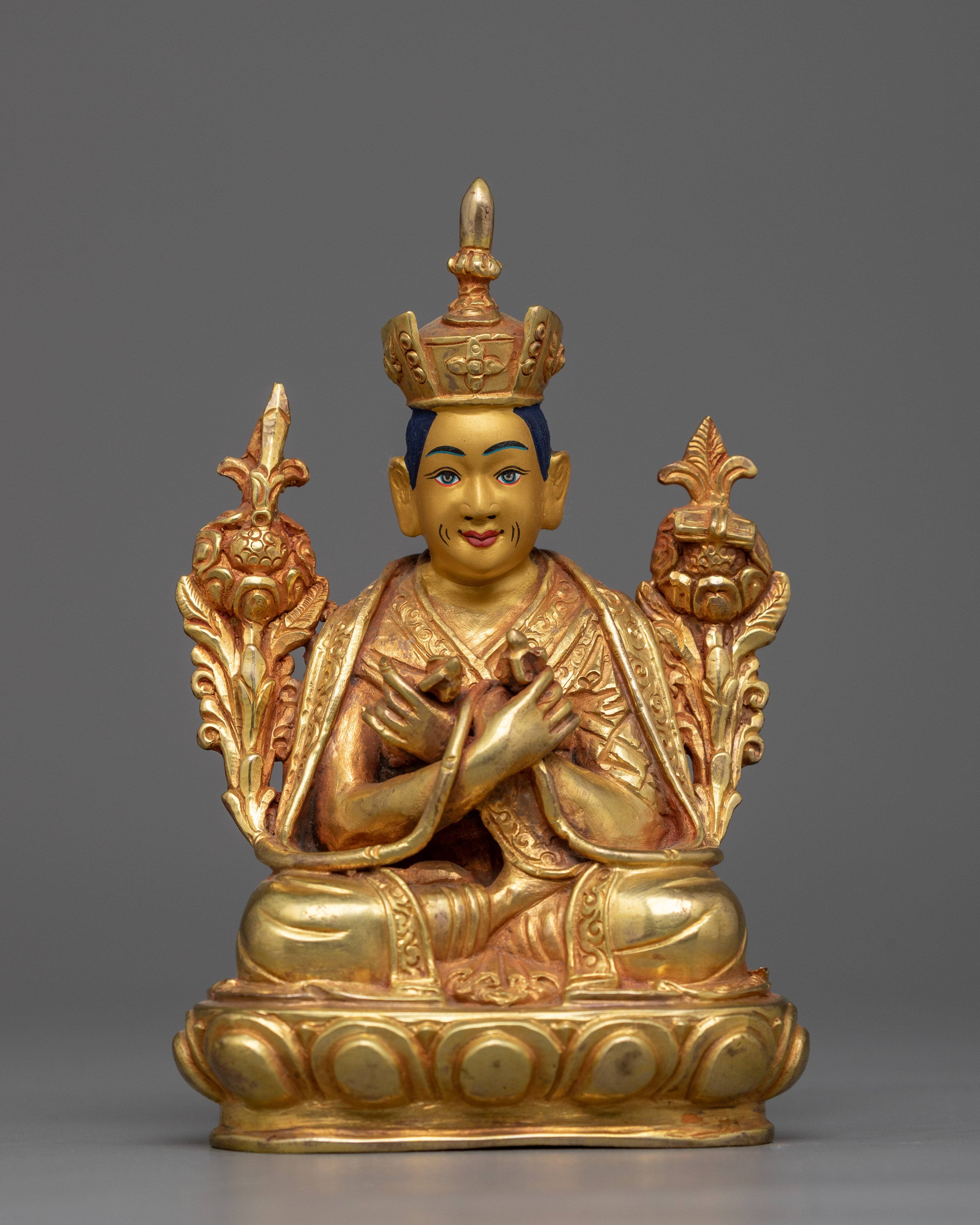 Ranjung Rigpe Dorje, 16th Karmapa Statue | A Beacon of Tibetan Buddhism