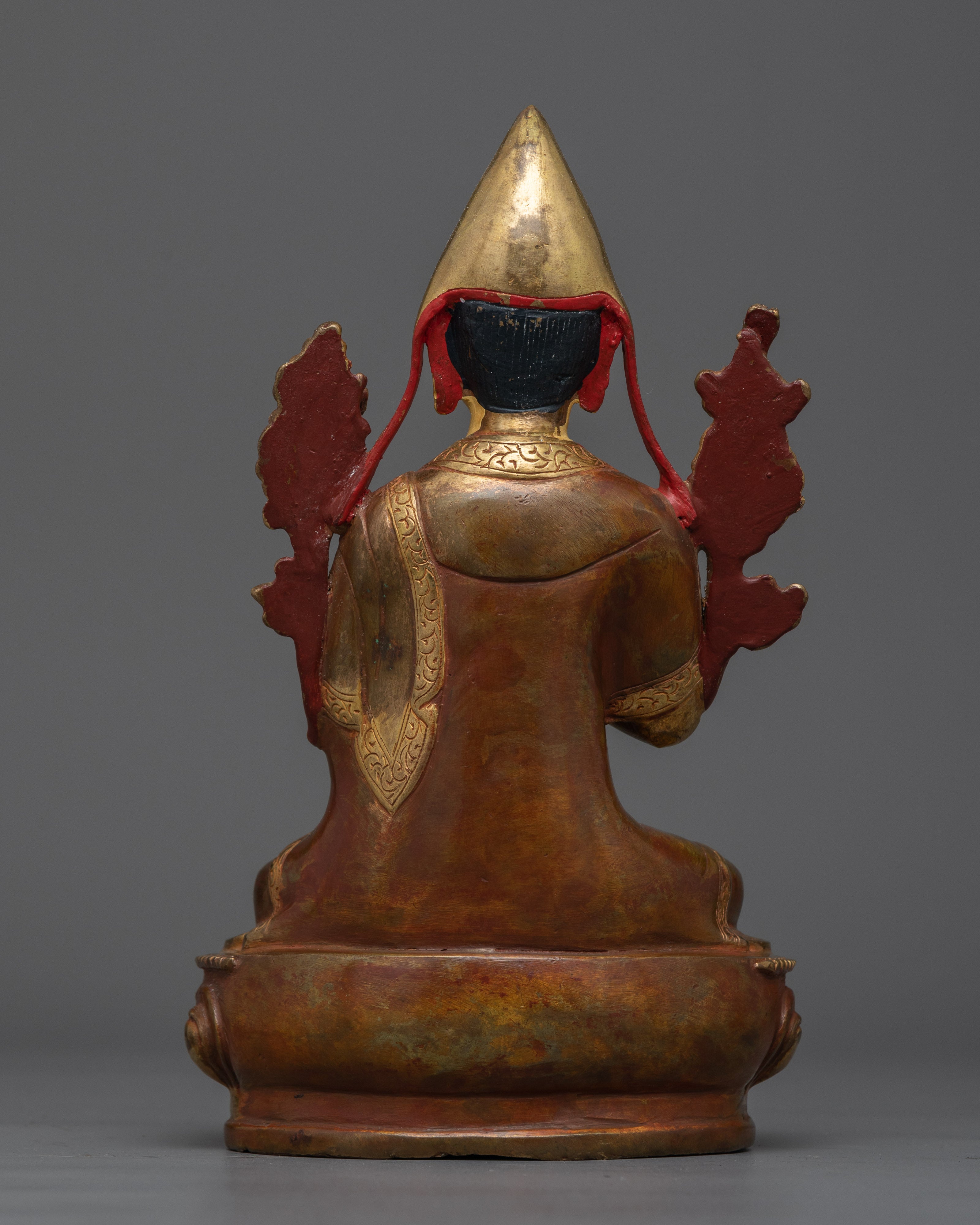 Tsong Khapa with Two Disciples Statue | Embodiment of Wisdom and Spiritual Guidance