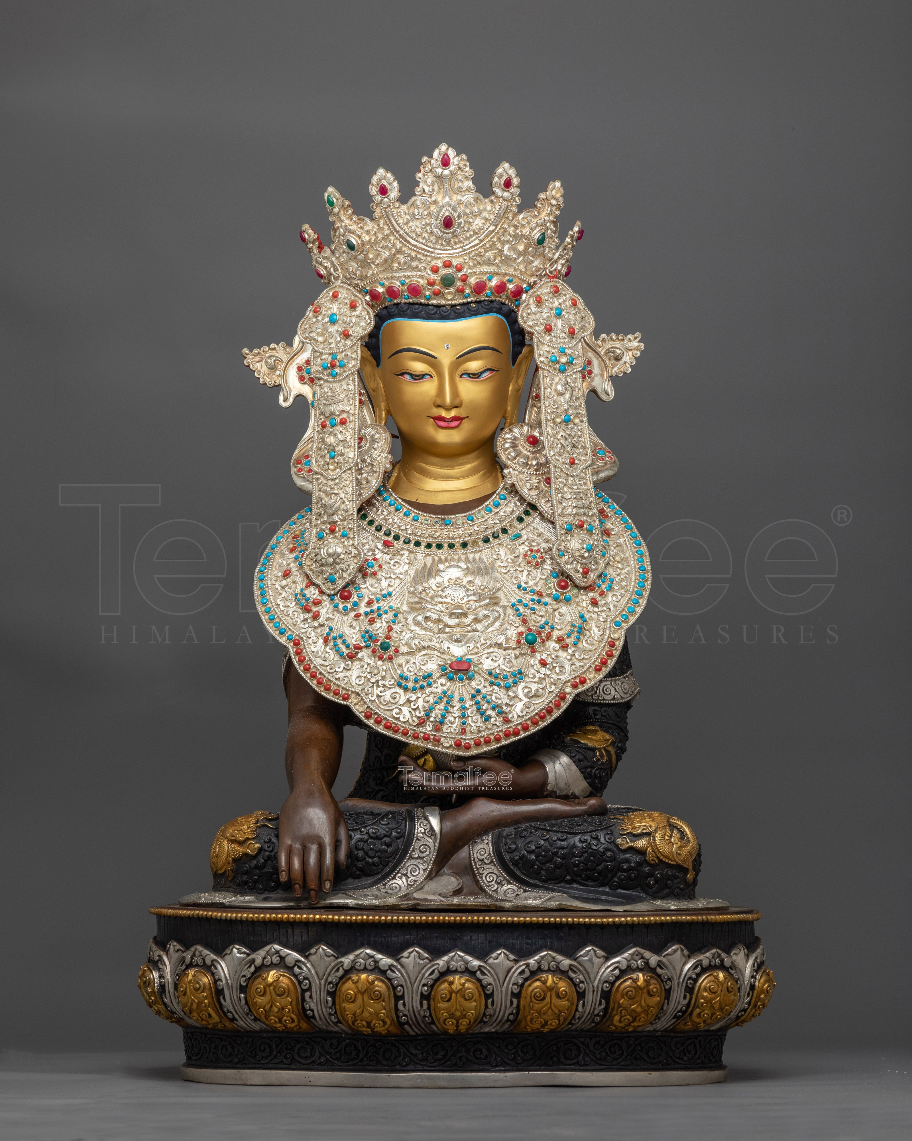Majestic Crown Shakyamuni Buddha Gold and Silver-Plated Statue | Embodiment of Serenity and Grandeur