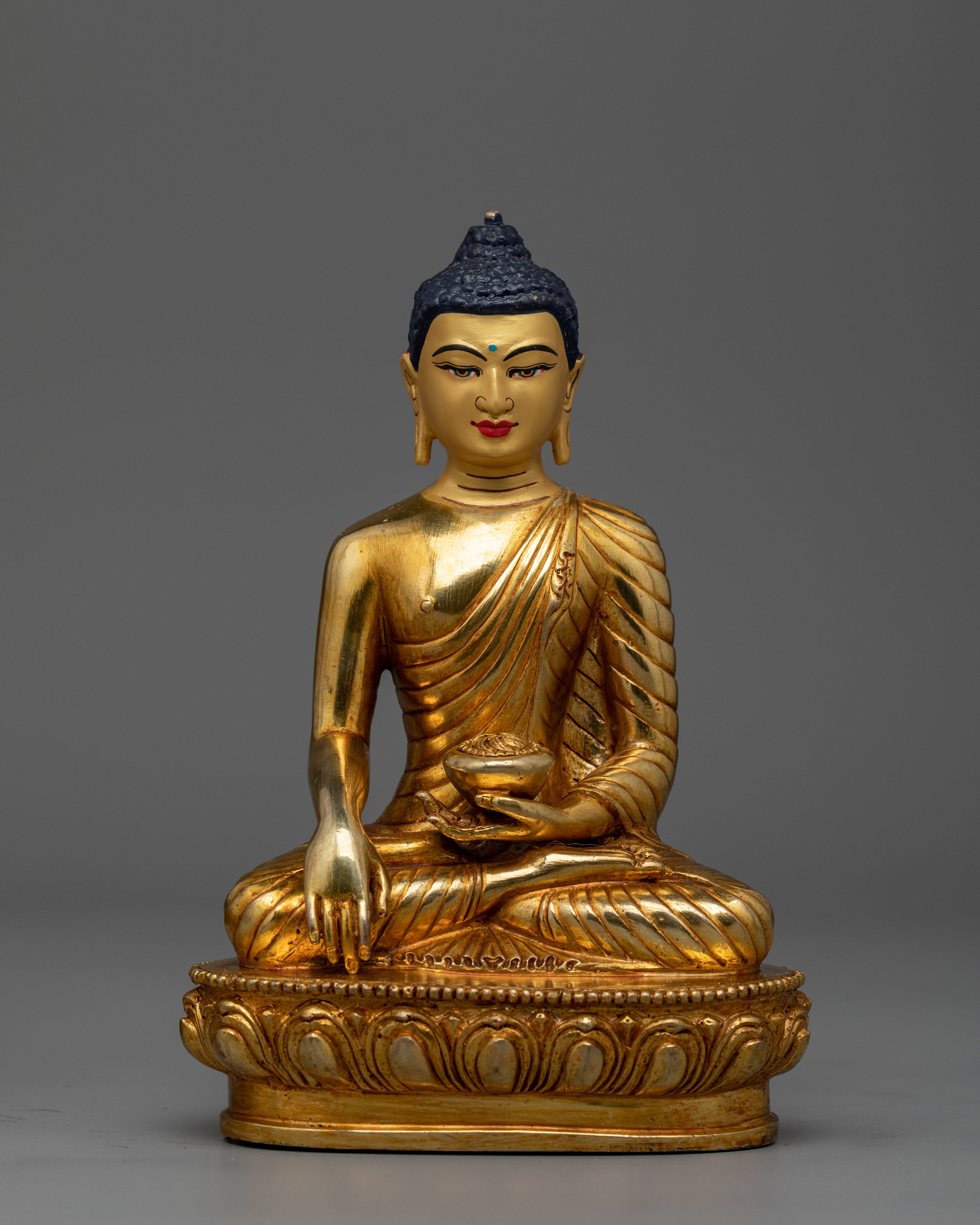 shakyamuni-buddha-statue-handcrafted-in-nepal