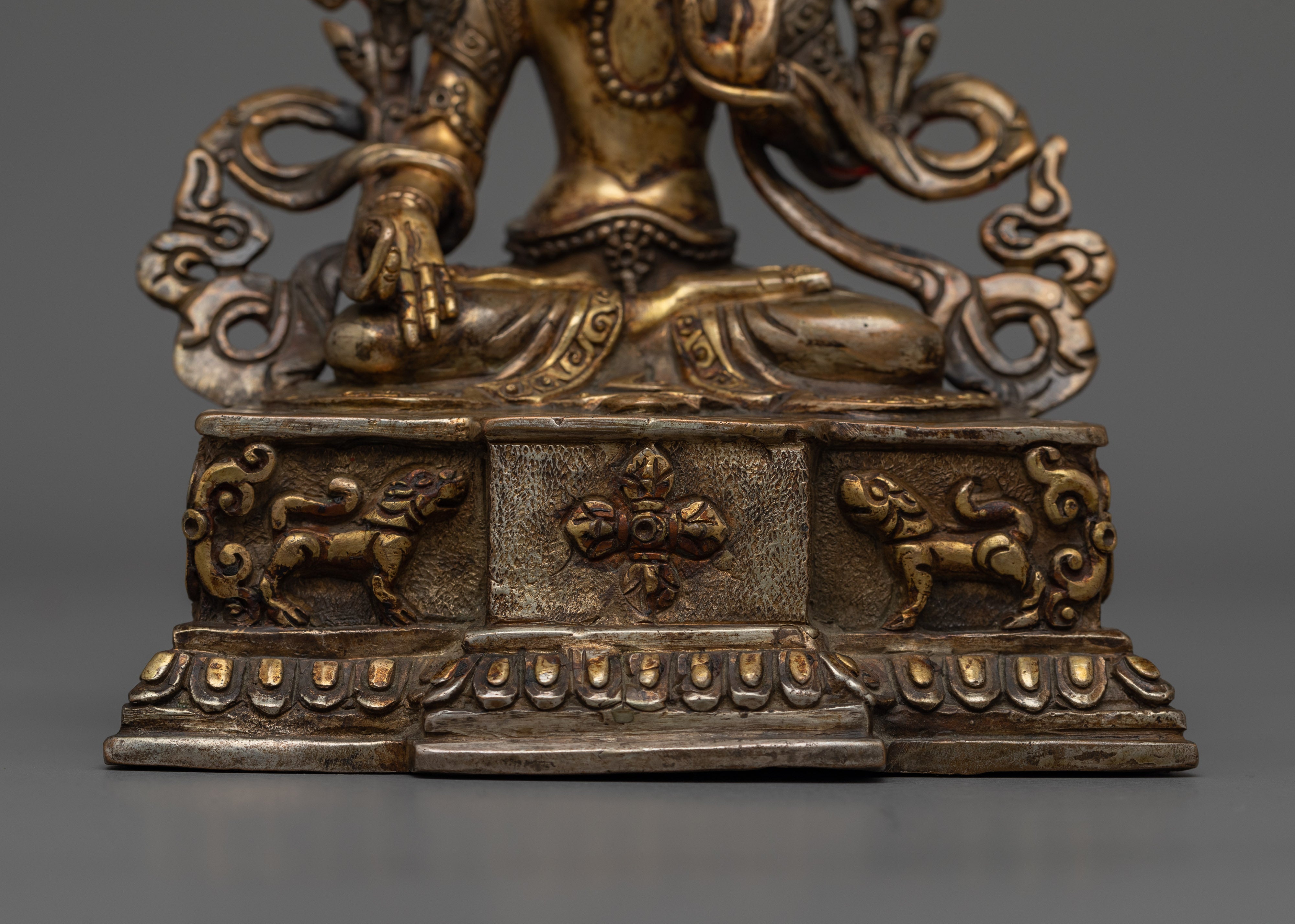 White Tara Antique Touch Statue | Essence of Tranquility and Longevity