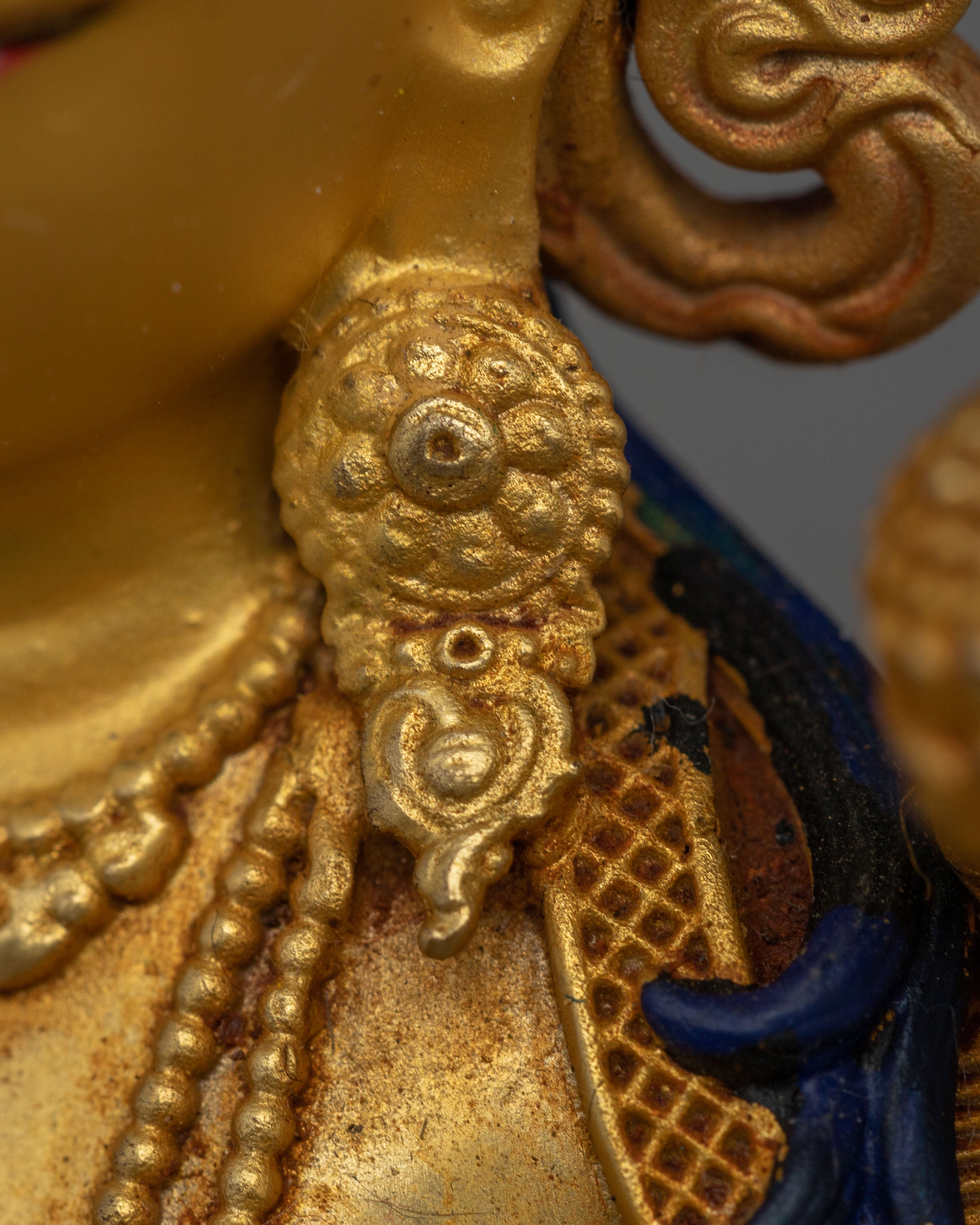 White Tara Meditation Statue – Buddhist Healing Deity