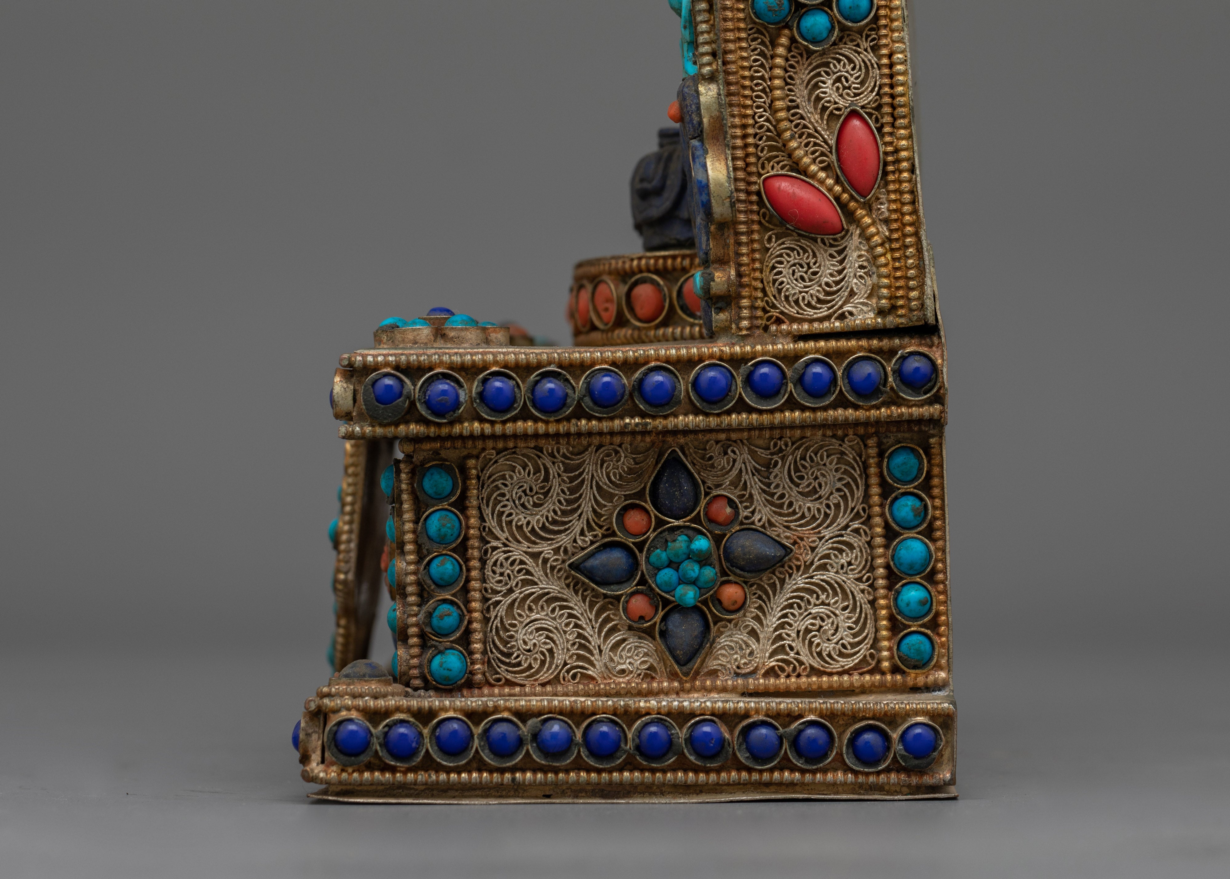 Chenrezig Stone Statue | A Sacred Embodiment of Compassion