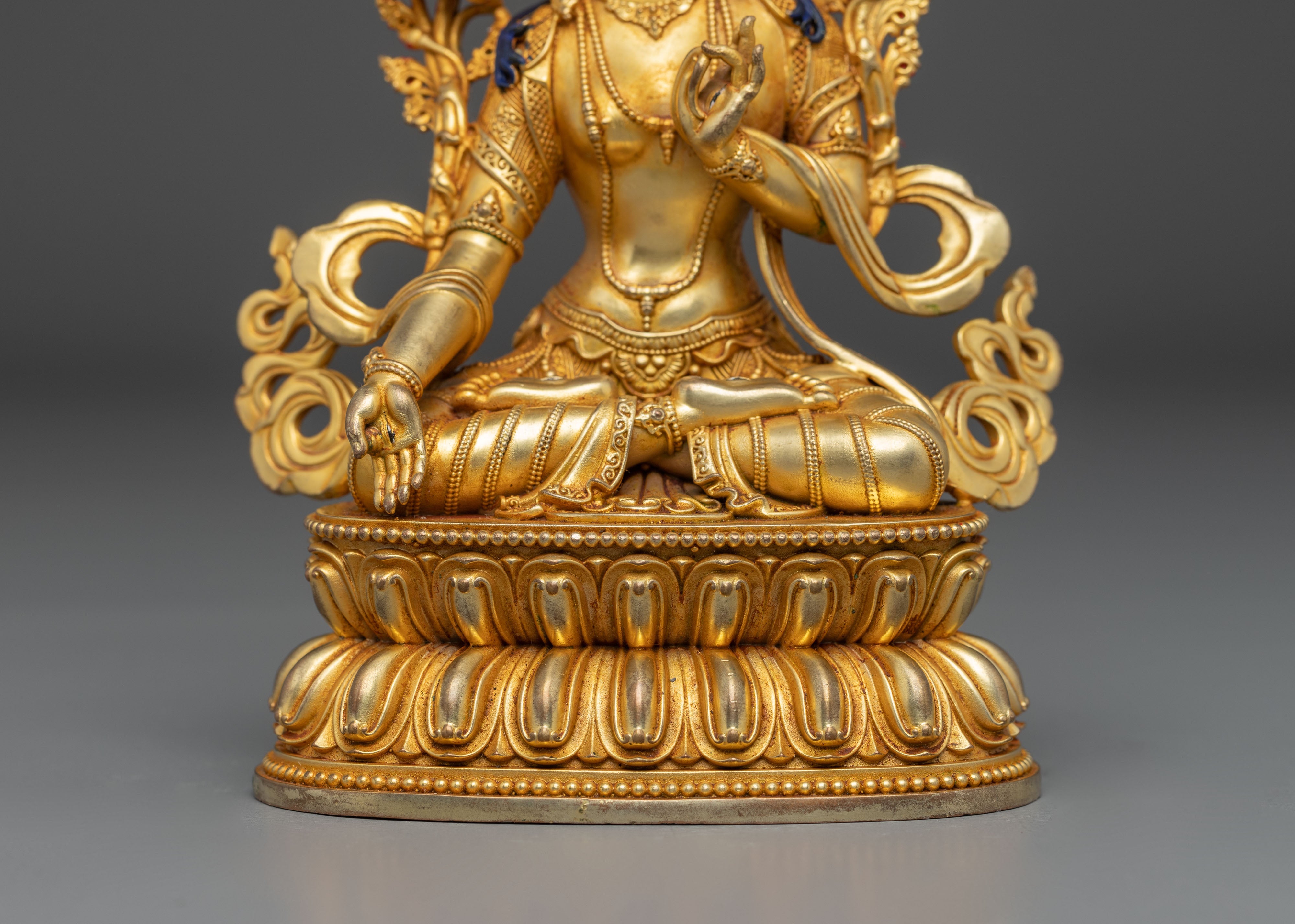 White Tara Meditation Statue – Buddhist Healing Deity