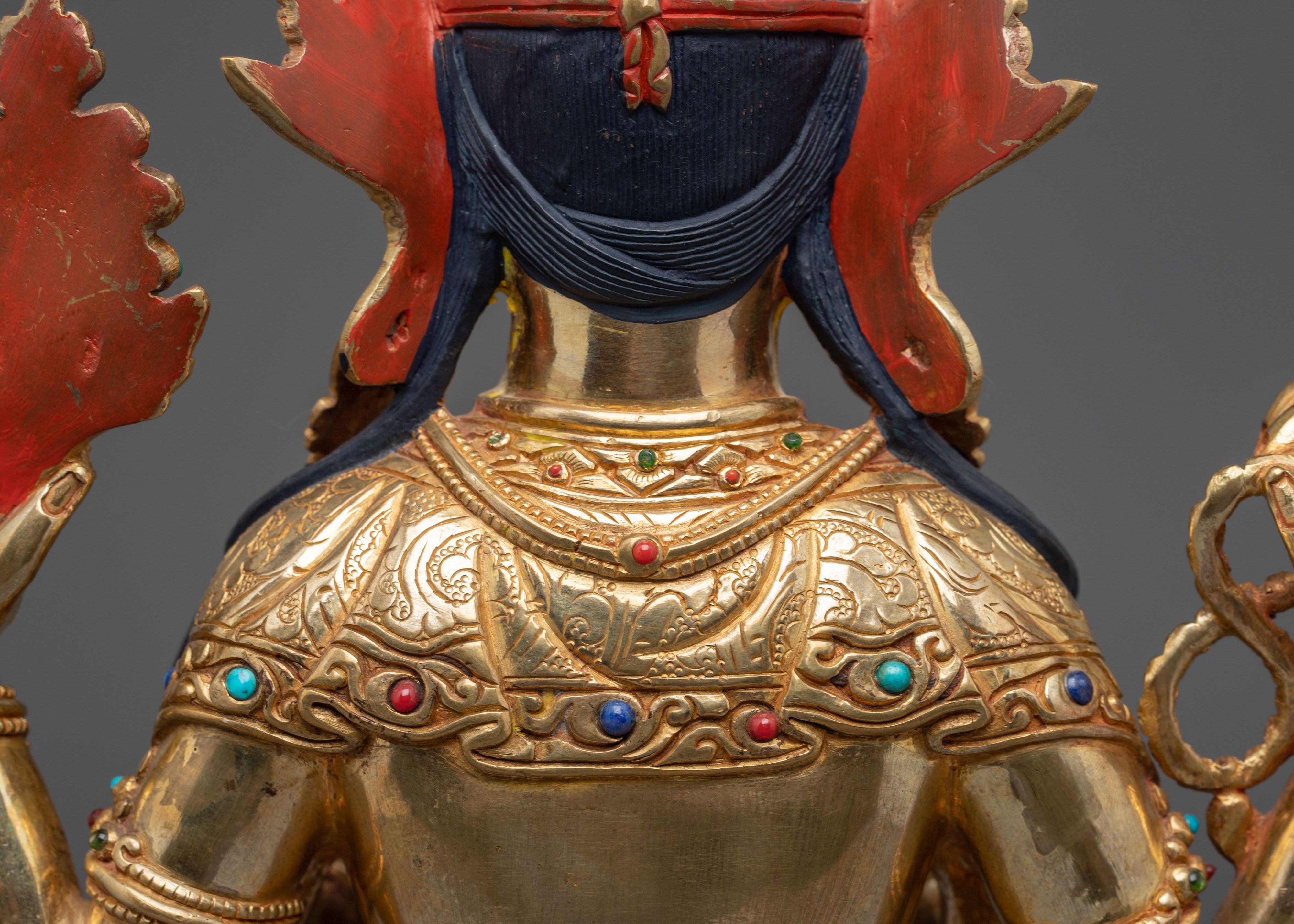 Golden Chenrezig Statue: Symbol of Compassion | Avalokiteshvara Figurine