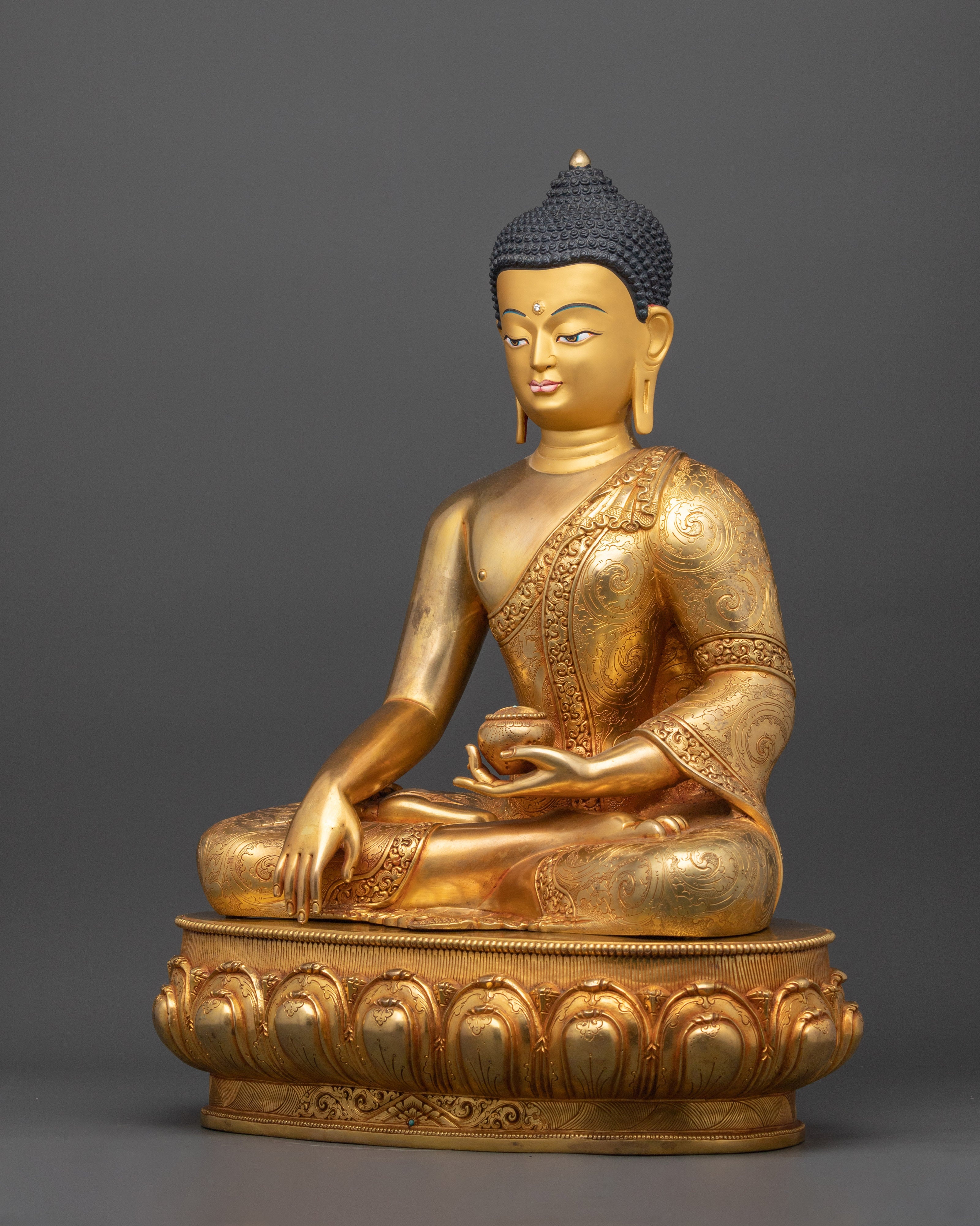 spiritual-shakyamuni-buddha-statue