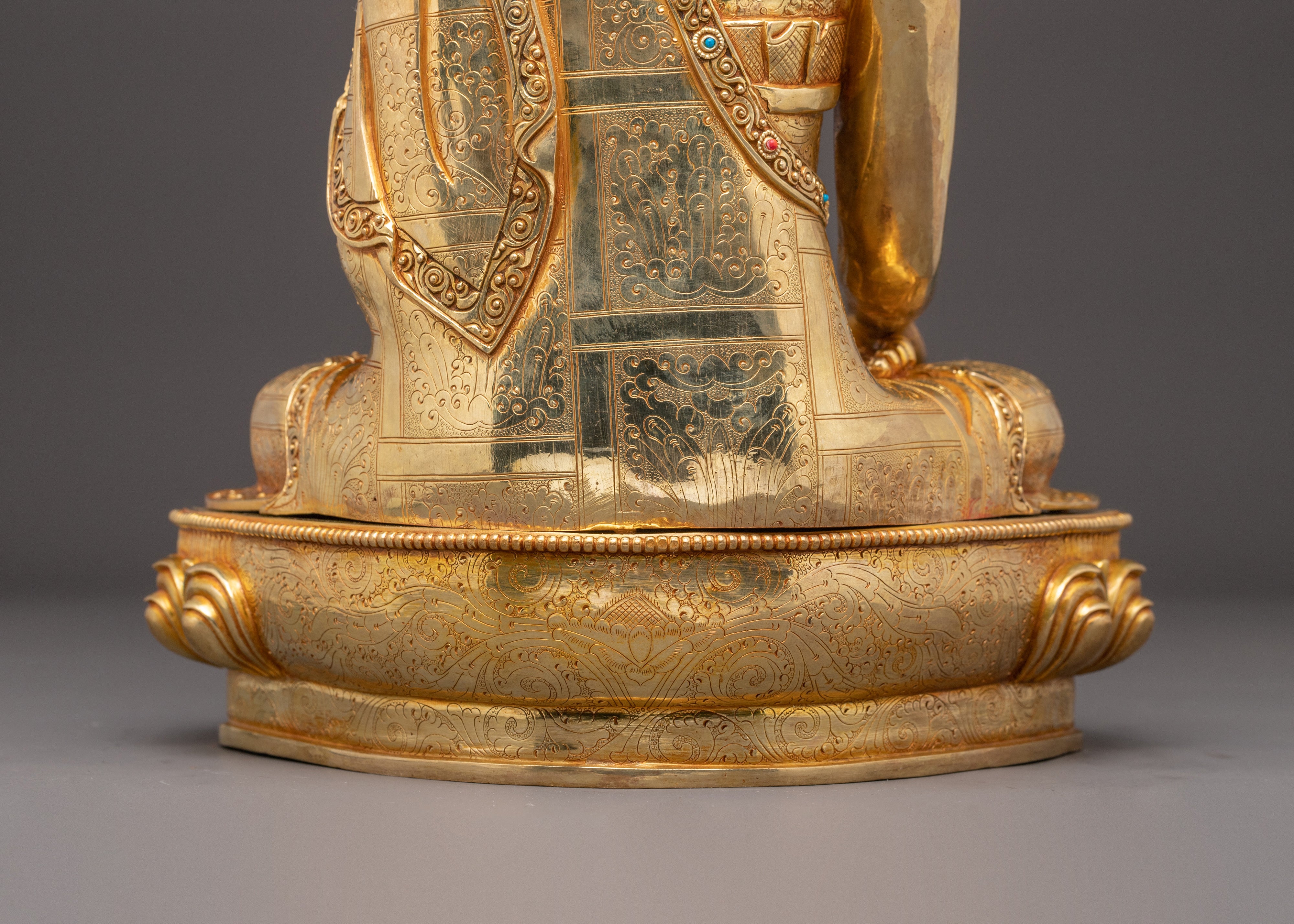 Jigten Sumgon Statue: Revered Buddhist Master
