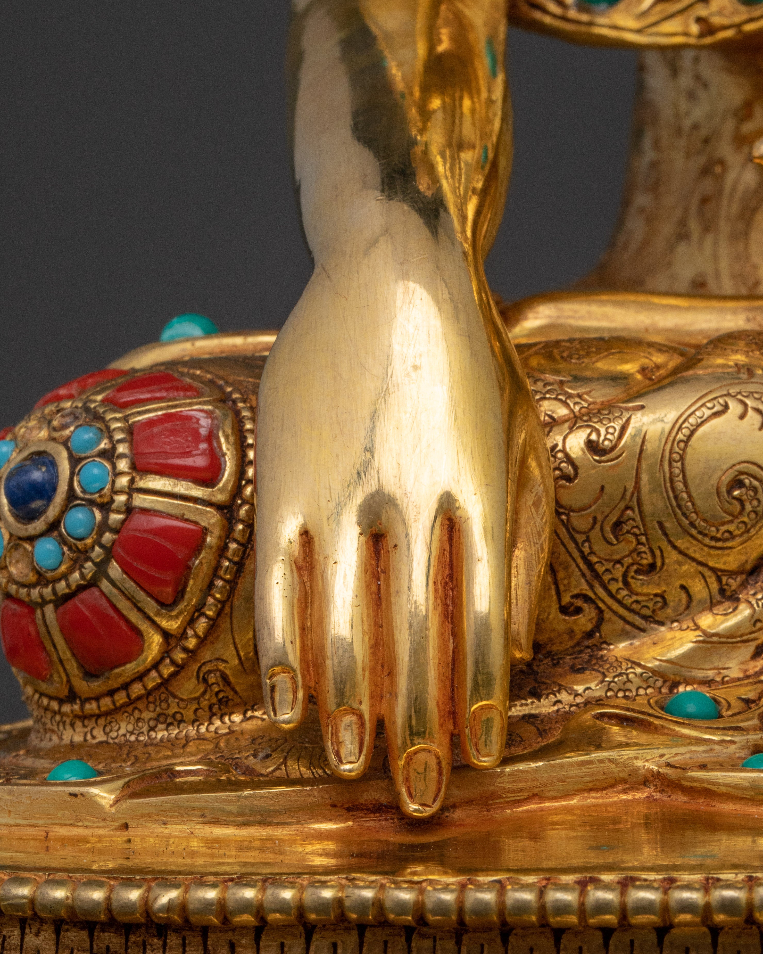 Buddha Shakyamuni Mudra Statue | Handmade Lord Buddha Figurine for Mindfulness and Reflection