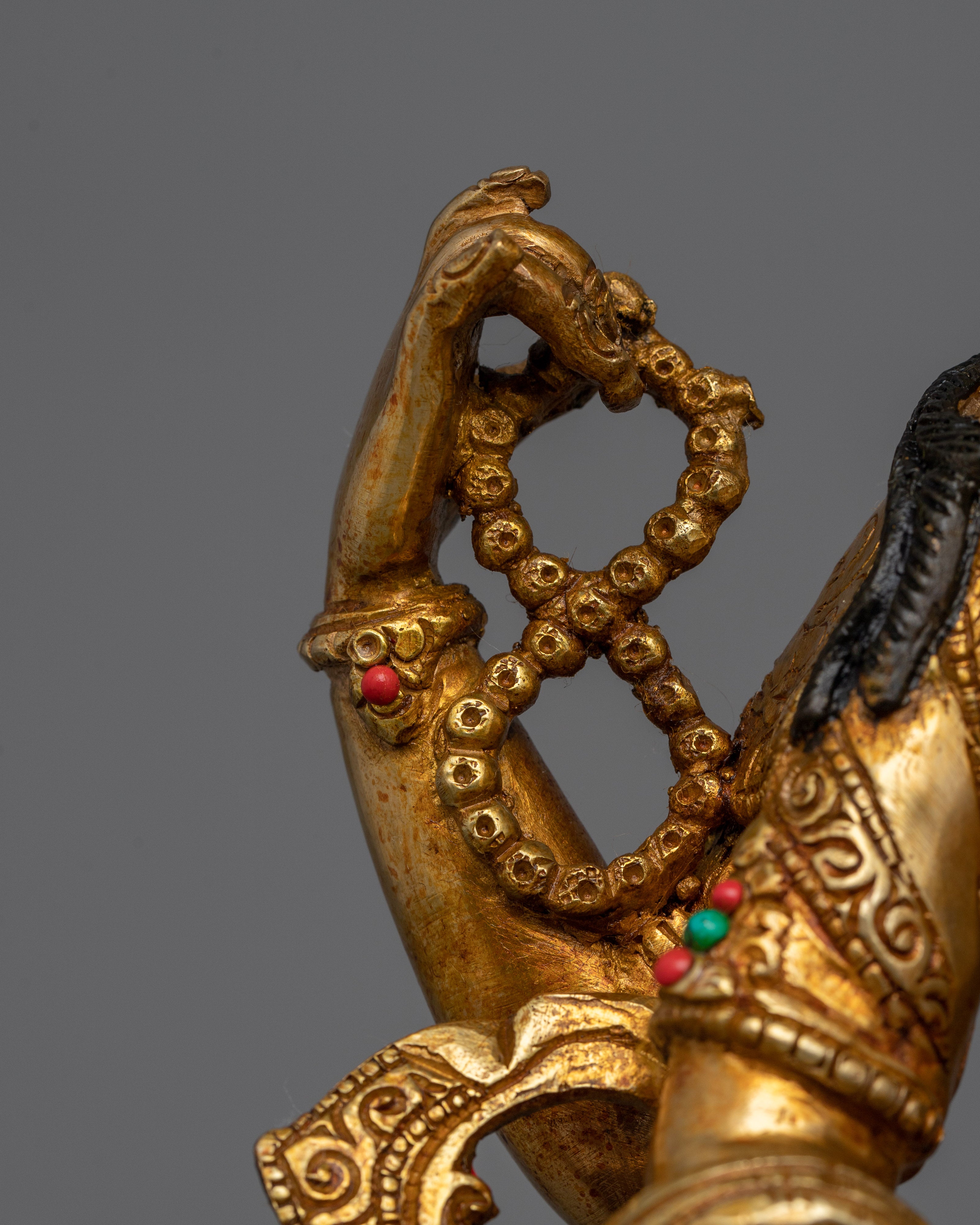 Saraswati Hindu Goddess of Knowledge | Handcrafted Religious Altar Statue