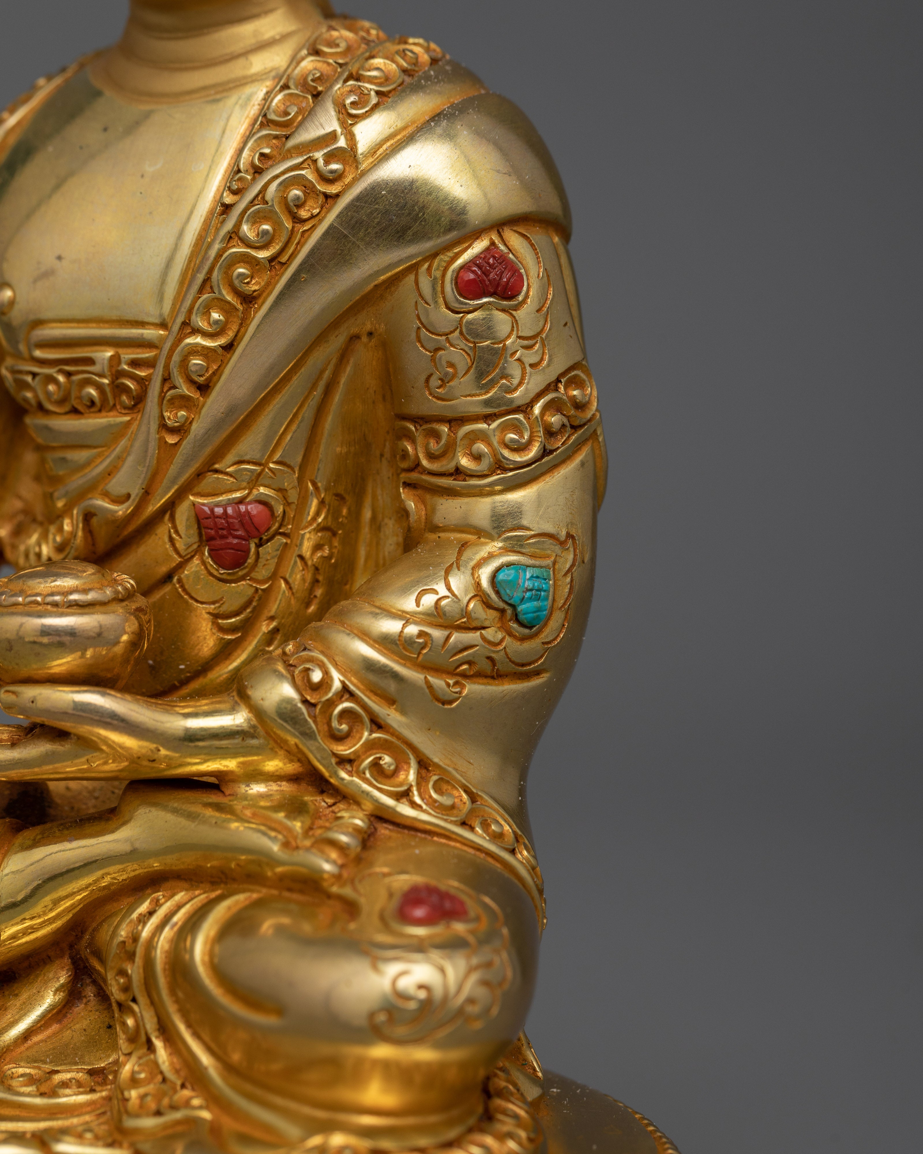 Lord Buddha Gautama Shakyamuni Statue | Embodiment of Compassion & Serenity