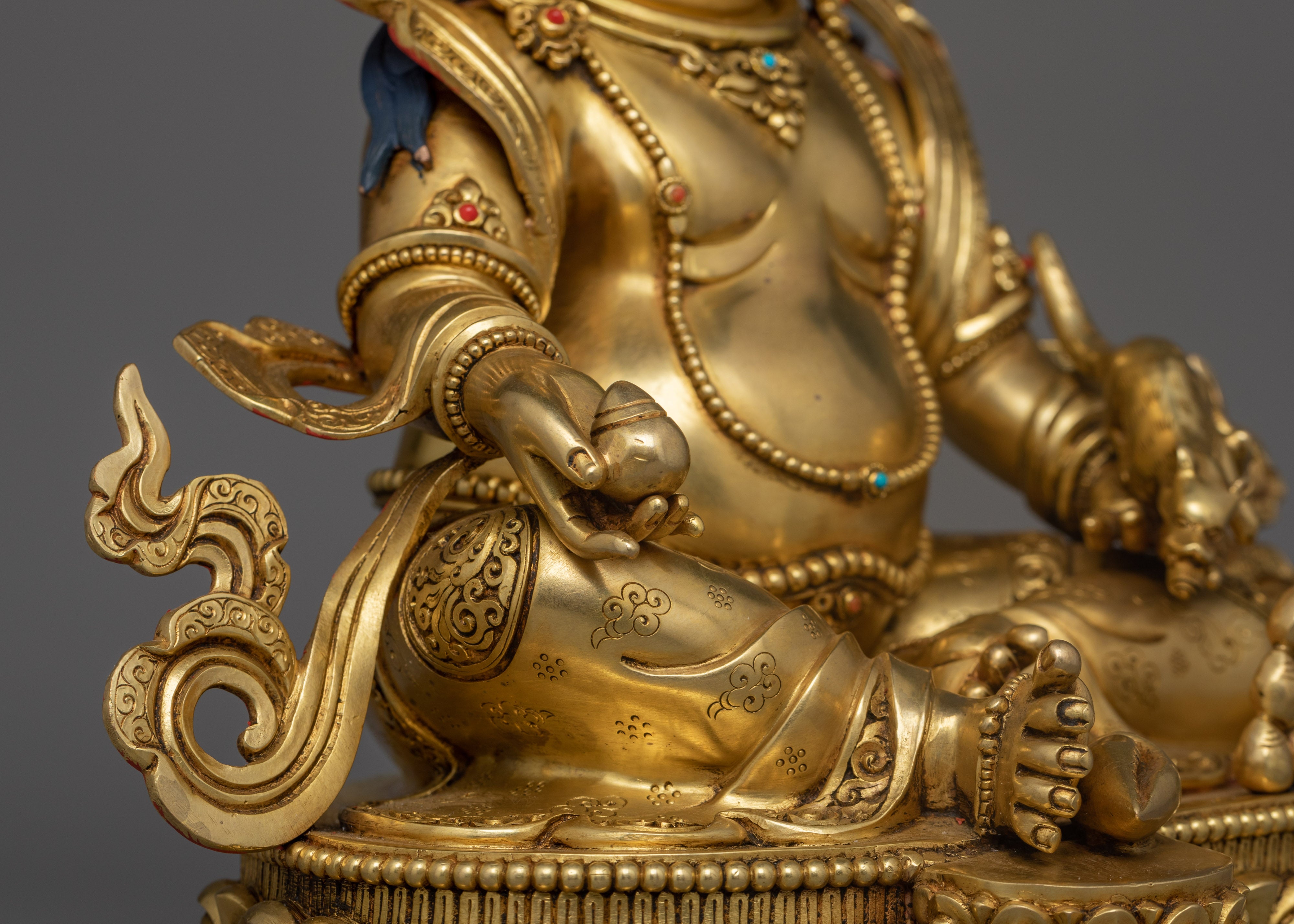 Dzambhala Wealth and Prosperity Deity | Good Fortune