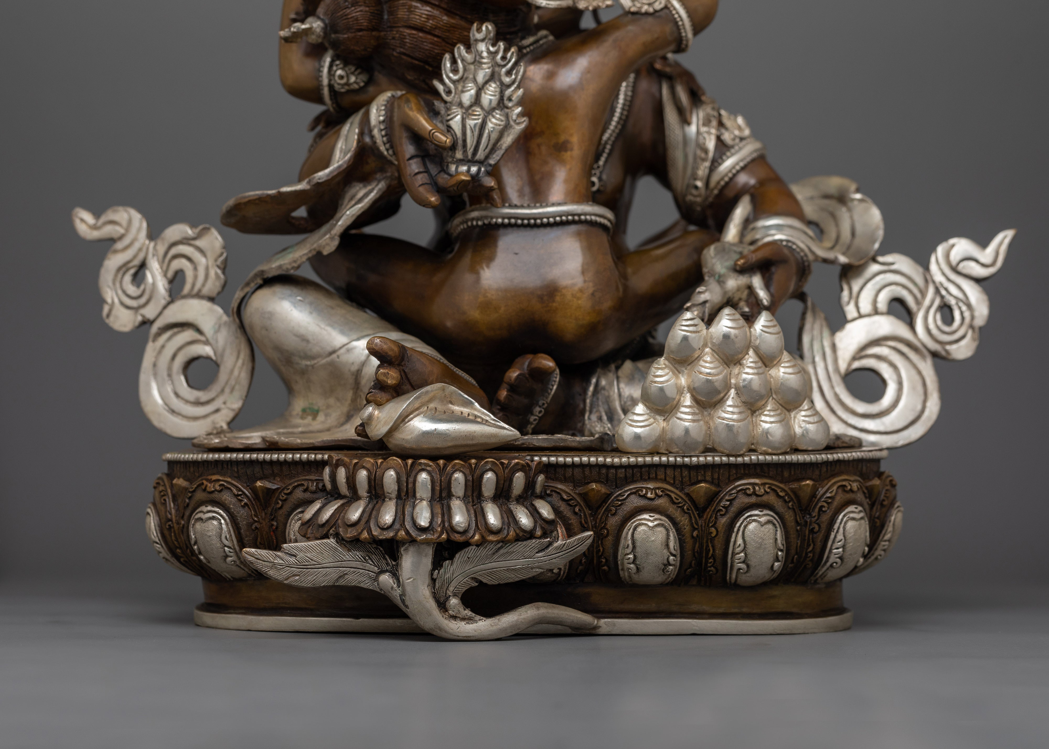Red Dzambhala with Consort Vasudhara Statue | Handcrafted Oxidized Copper